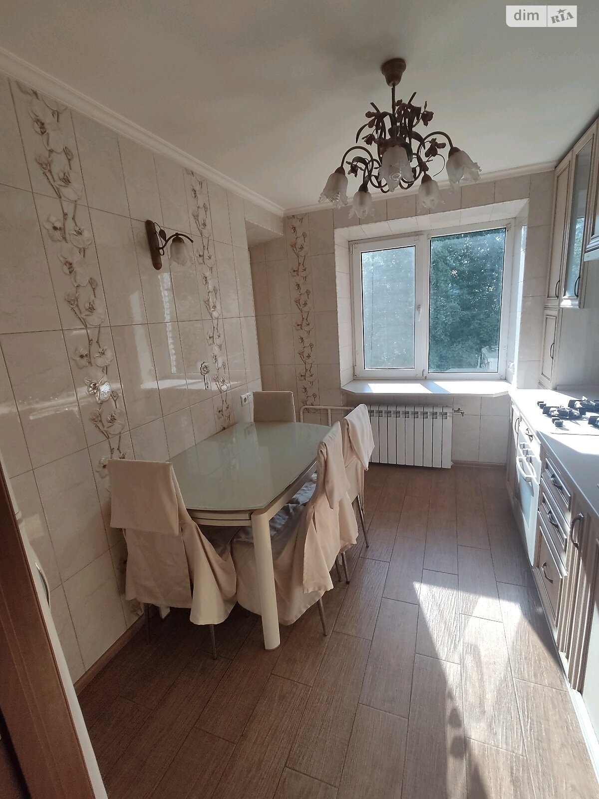трехкомнатная квартира в Хмельницком, на ул. Молодежная 17/1, кв. 15 в аренду на долгий срок помесячно фото 1 трехкомнатная квартира в Хмельницком, на ул. Молодежная 17/1, кв. 15 в аренду на долгий срок помесячно фото 1