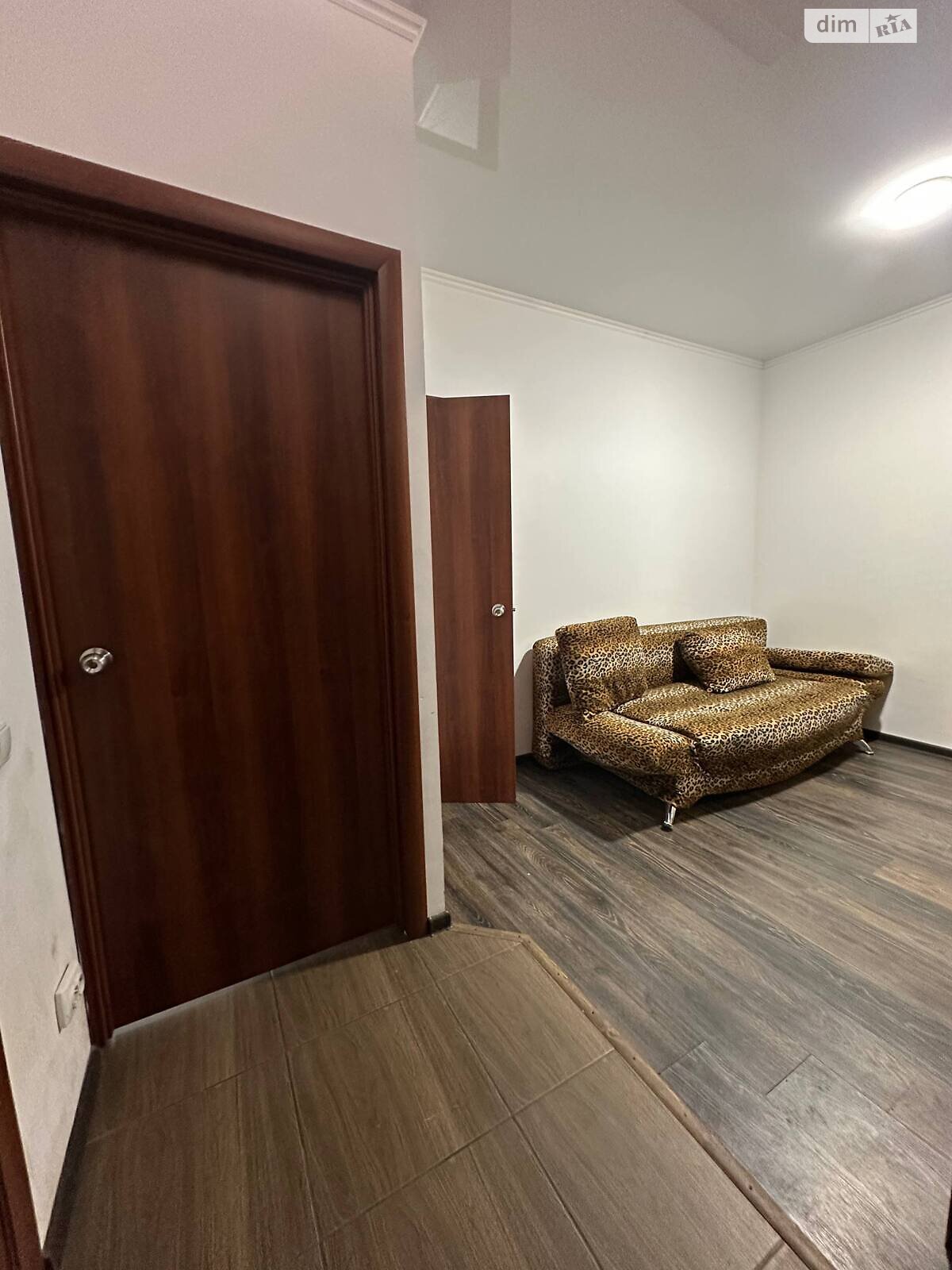 однокомнатная квартира в Хмельницком, район Озёрный, на ул. Железнодорожная в аренду на долгий срок помесячно фото 1 однокомнатная квартира в Хмельницком, район Озёрный, на ул. Железнодорожная в аренду на долгий срок помесячно фото 1