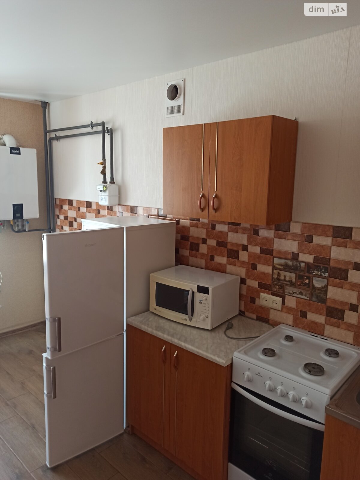 однокімнатна квартира в Хмельницькому, район Озерна, на вул. Кармелюка в довготривалу оренду помісячно фото 1 однокімнатна квартира в Хмельницькому, район Озерна, на вул. Кармелюка в довготривалу оренду помісячно фото 1