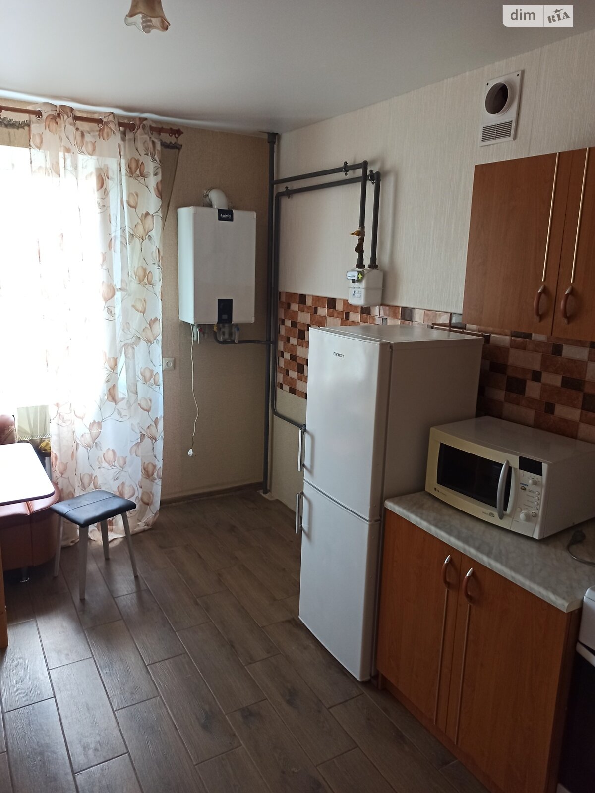 однокімнатна квартира в Хмельницькому, район Озерна, на вул. Кармелюка в довготривалу оренду помісячно фото 1 однокімнатна квартира в Хмельницькому, район Озерна, на вул. Кармелюка в довготривалу оренду помісячно фото 1
