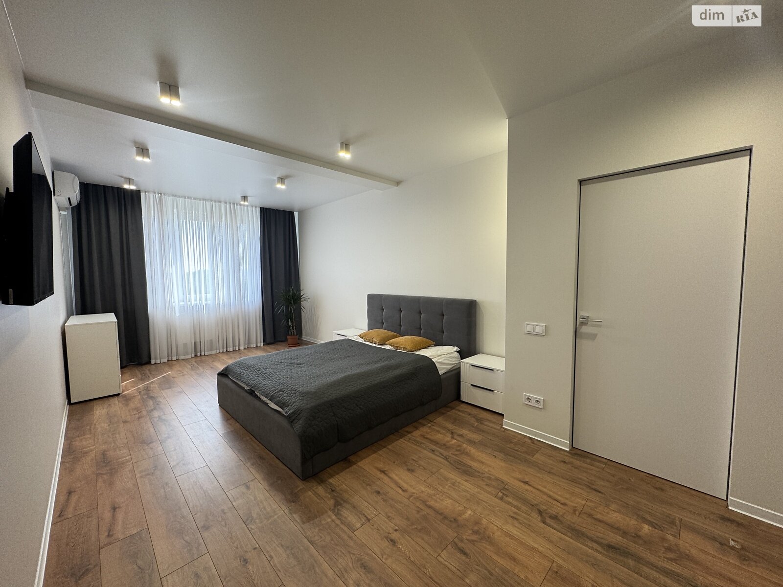 однокімнатна квартира в Хмельницькому, район Озерна, на вул. Лісогринівецька в довготривалу оренду помісячно фото 1