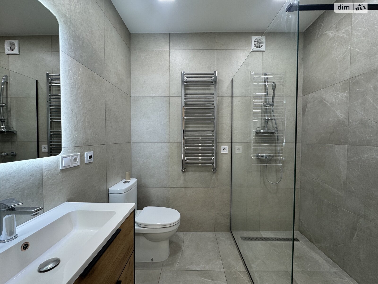 однокімнатна квартира в Хмельницькому, район Озерна, на вул. Лісогринівецька в довготривалу оренду помісячно фото 1