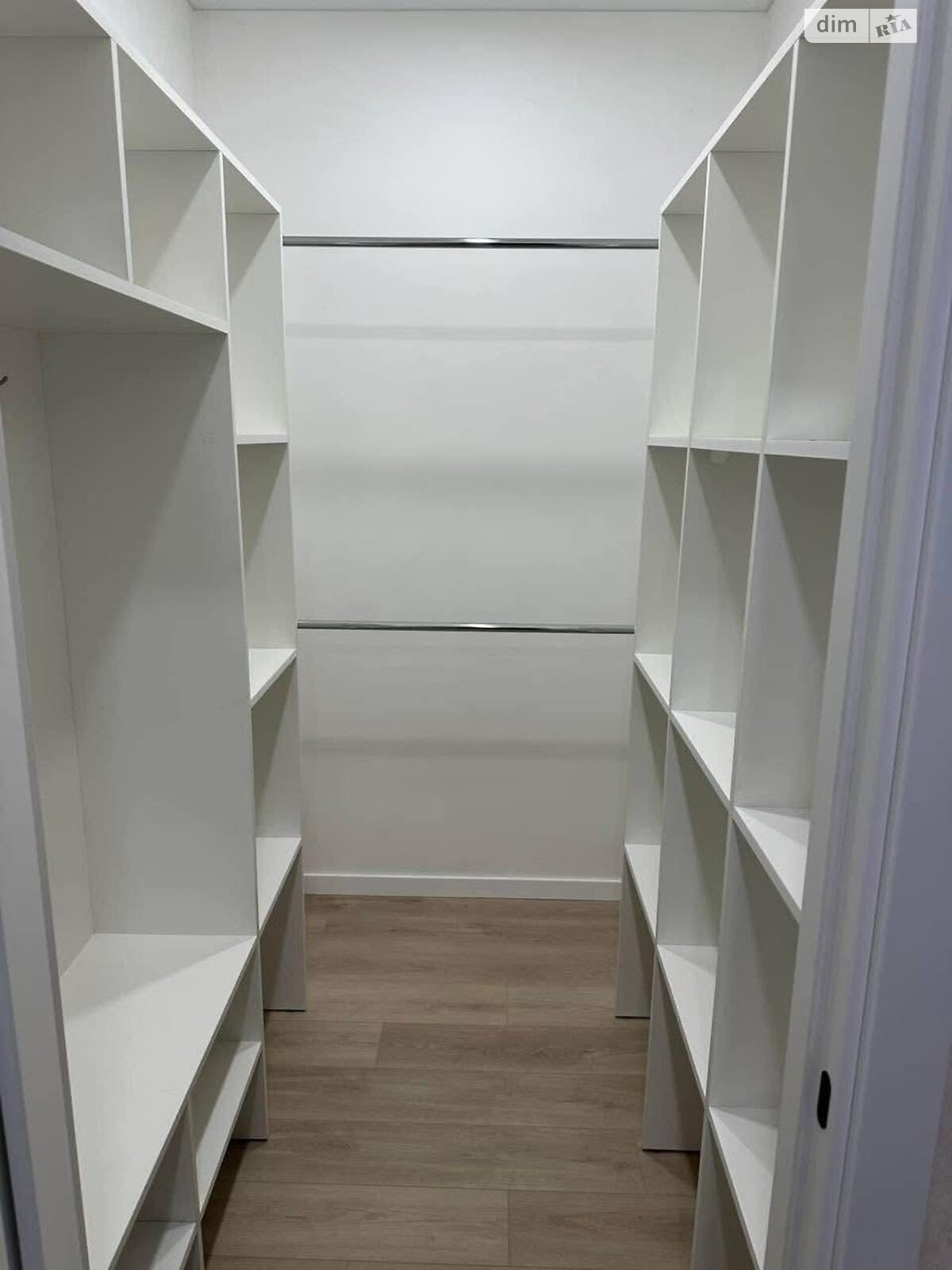 однокімнатна квартира в Хмельницькому, район Озерна, на вул. Лісогринівецька в довготривалу оренду помісячно фото 1