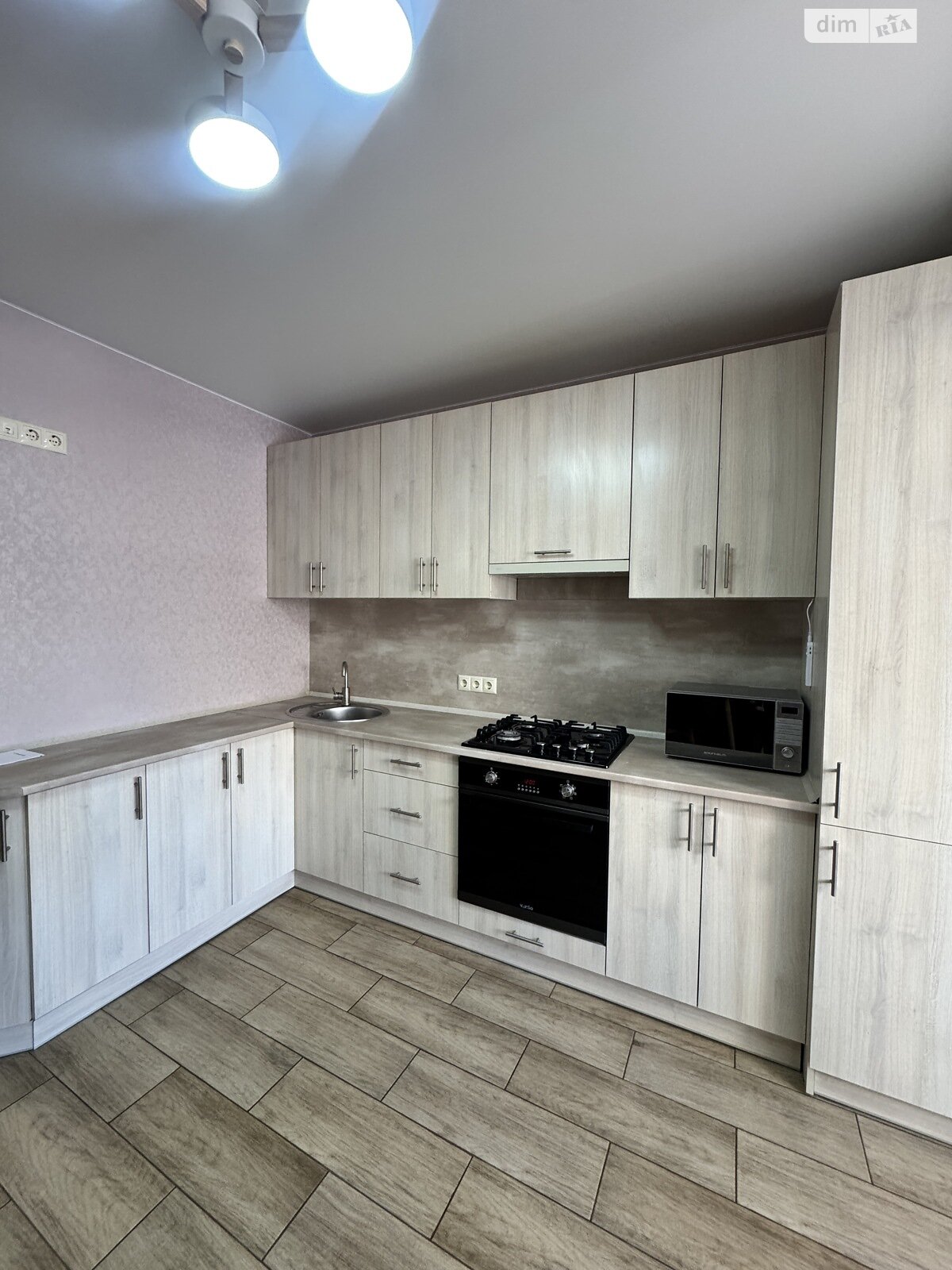 двухкомнатная квартира в Хмельницком, район Озёрный, на ул. Лесогриневецкая в аренду на долгий срок помесячно фото 1