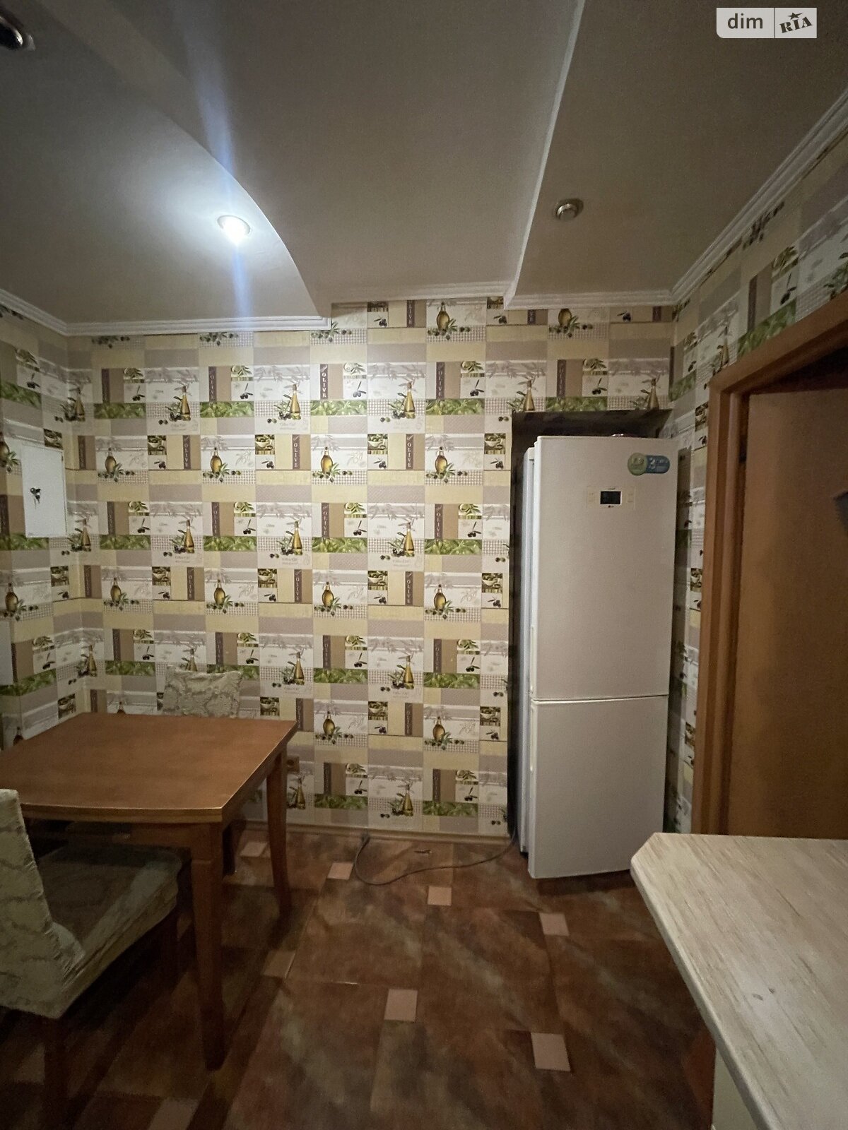 двухкомнатная квартира в Хмельницком, район Озёрный, на ул. Панаса Мирного 35/2 в аренду на долгий срок помесячно фото 1 двухкомнатная квартира в Хмельницком, район Озёрный, на ул. Панаса Мирного 35/2 в аренду на долгий срок помесячно фото 1