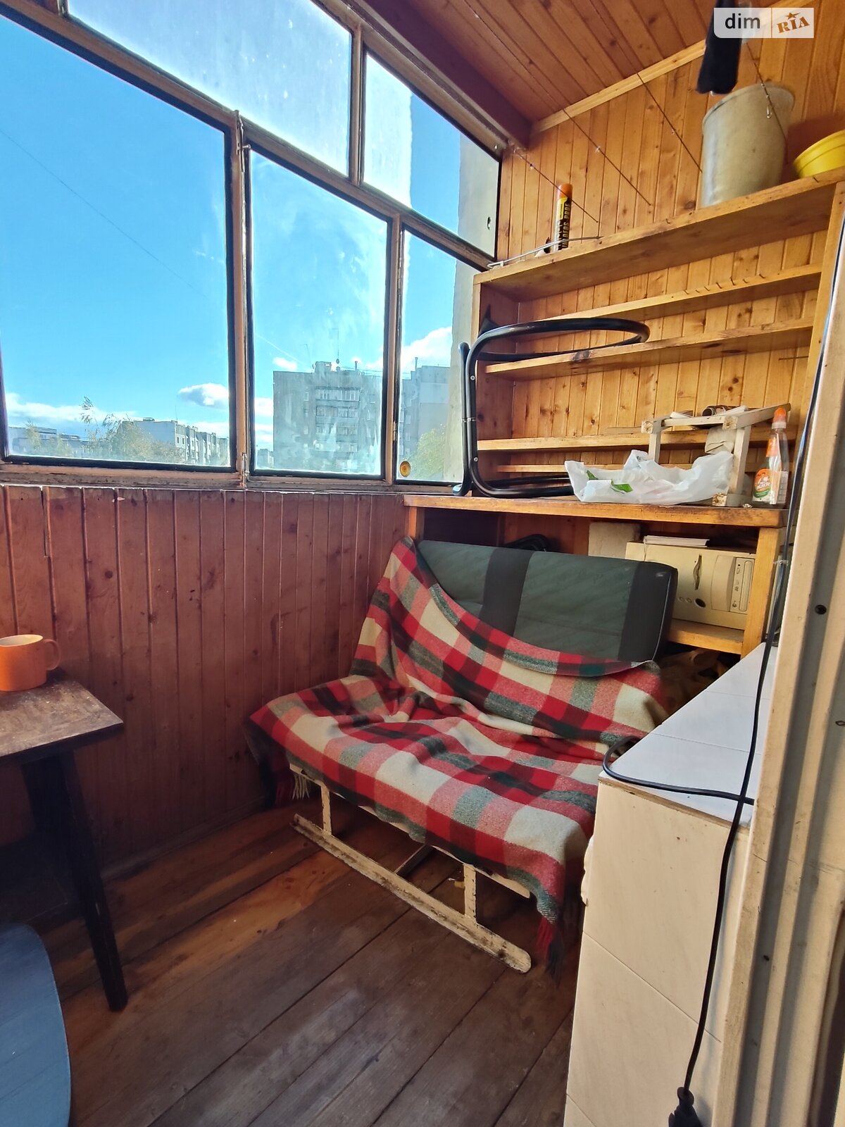 трикімнатна квартира в Хмельницькому, район Озерна, на вул. Панаса Мирного 28 в довготривалу оренду помісячно фото 1