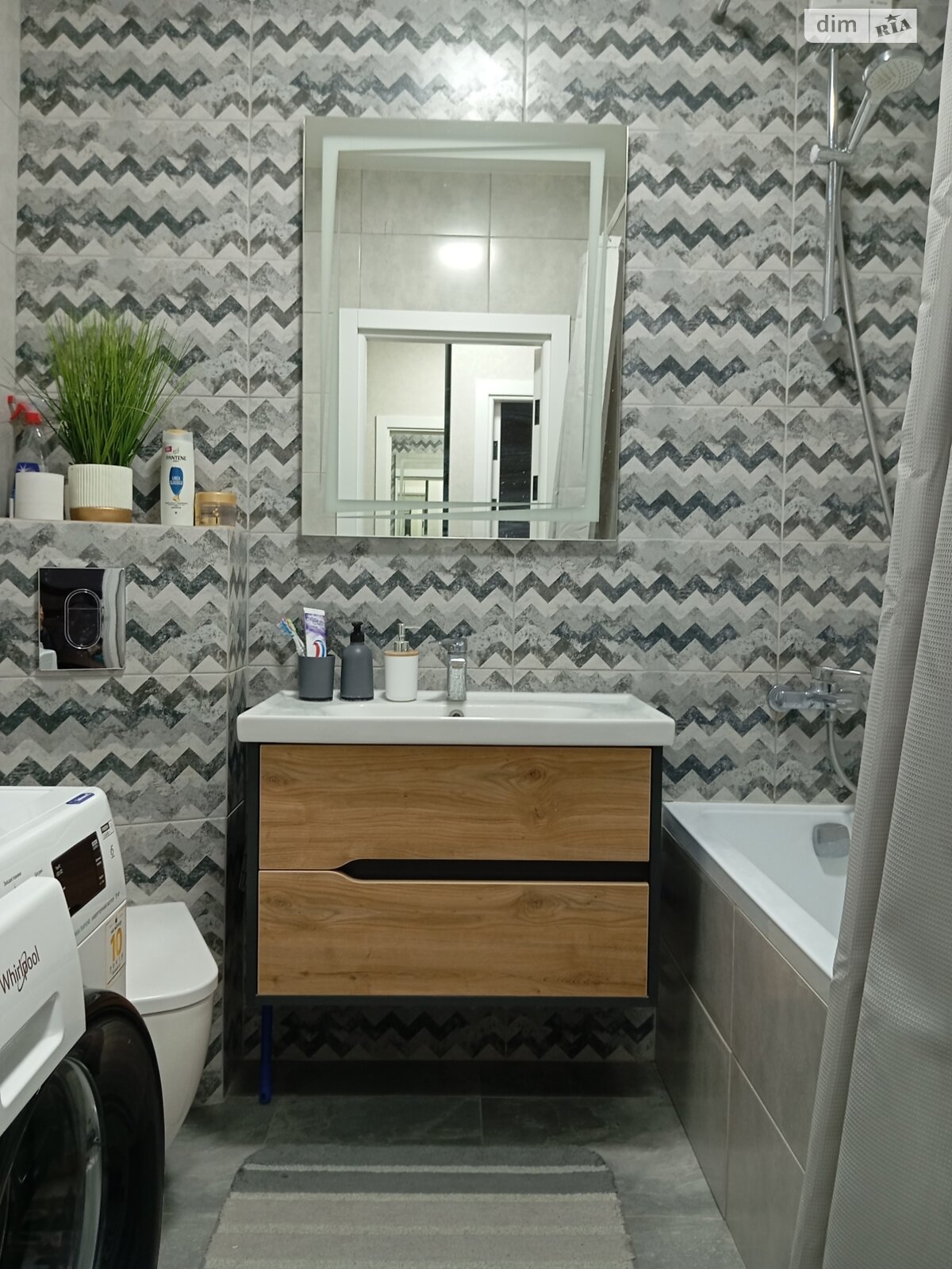 однокомнатная квартира в Хмельницком, район Озёрный, на ул. Панаса Мирного 24 в аренду на долгий срок помесячно фото 1