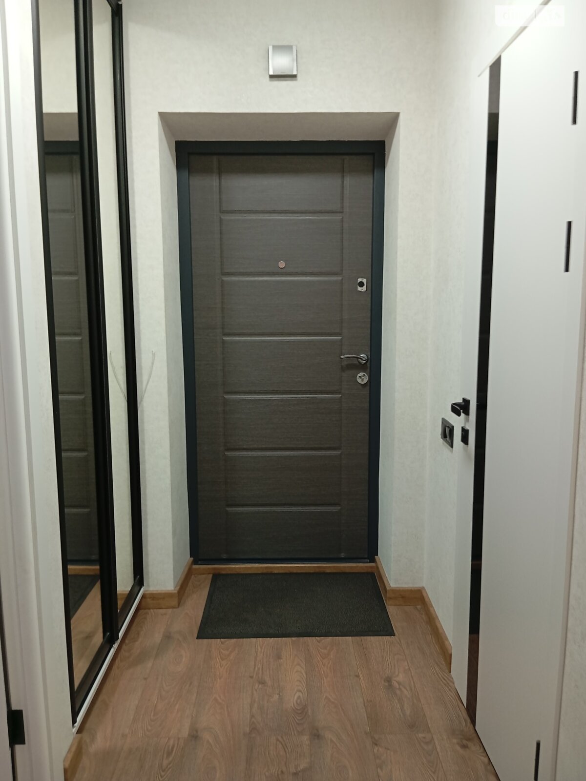 однокомнатная квартира в Хмельницком, район Озёрный, на ул. Панаса Мирного 24 в аренду на долгий срок помесячно фото 1