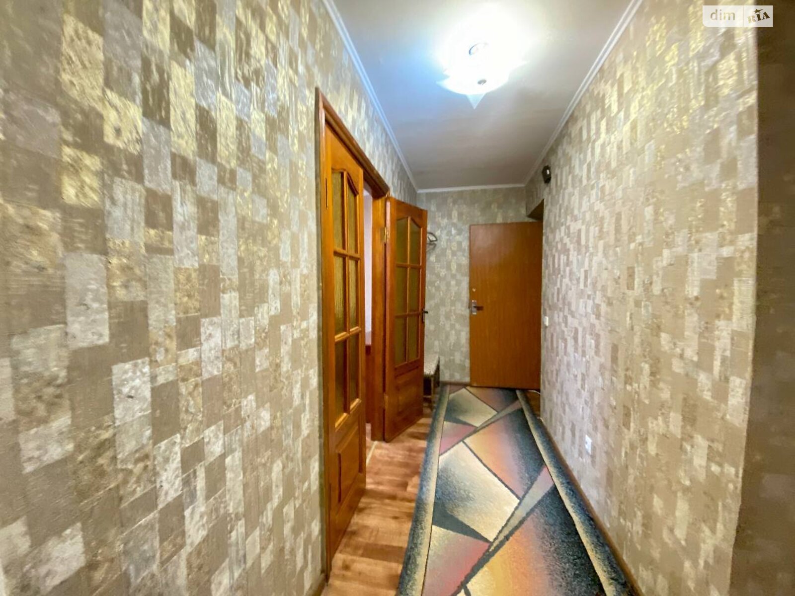 трехкомнатная квартира в Хмельницком, район Озёрный, на ул. Панаса Мирного в аренду на долгий срок помесячно фото 1 трехкомнатная квартира в Хмельницком, район Озёрный, на ул. Панаса Мирного в аренду на долгий срок помесячно фото 1