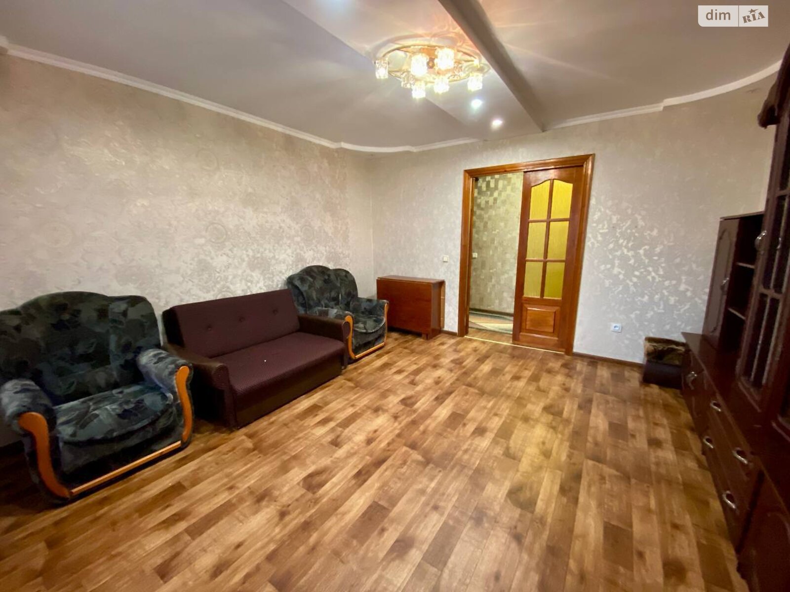 трехкомнатная квартира в Хмельницком, район Озёрный, на ул. Панаса Мирного в аренду на долгий срок помесячно фото 1 трехкомнатная квартира в Хмельницком, район Озёрный, на ул. Панаса Мирного в аренду на долгий срок помесячно фото 1