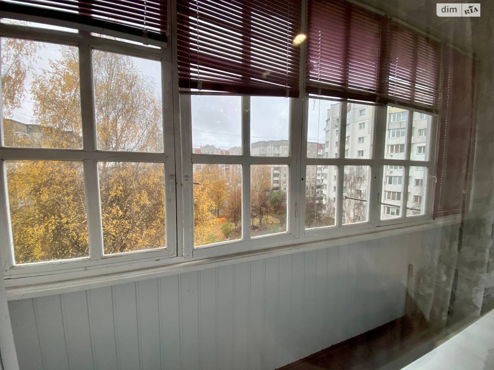 трехкомнатная квартира в Хмельницком, район Озёрный, на ул. Панаса Мирного в аренду на долгий срок помесячно фото 1 трехкомнатная квартира в Хмельницком, район Озёрный, на ул. Панаса Мирного в аренду на долгий срок помесячно фото 1