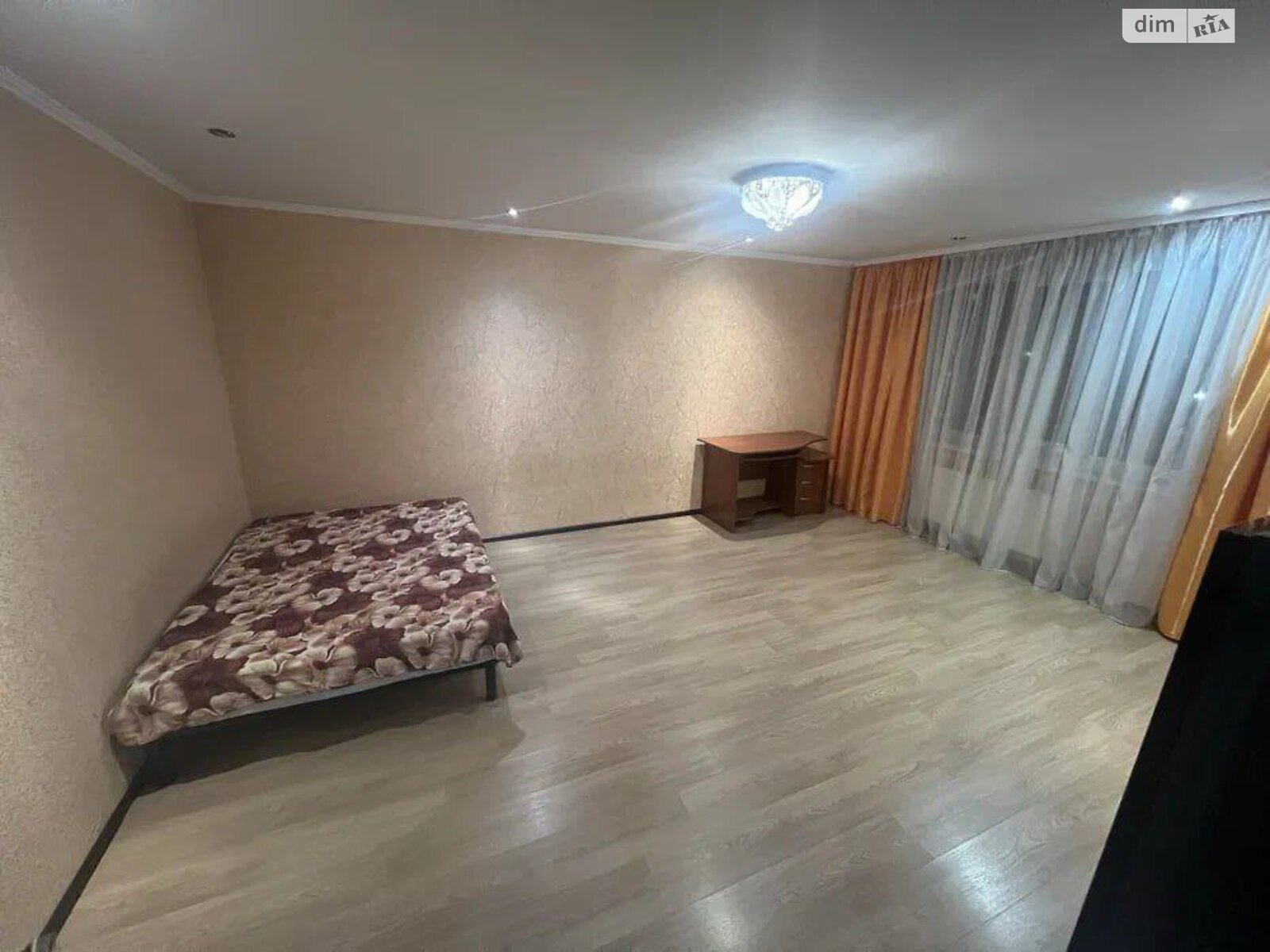 однокомнатная квартира в Хмельницком, район Озёрный, на ул. Панаса Мирного 18 в аренду на долгий срок помесячно фото 1