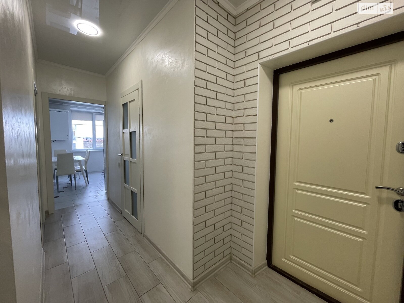 однокімнатна квартира в Хмельницькому, район Озерна, на вул. Січових Стрільців 2/1 в довготривалу оренду помісячно фото 1 однокімнатна квартира в Хмельницькому, район Озерна, на вул. Січових Стрільців 2/1 в довготривалу оренду помісячно фото 1