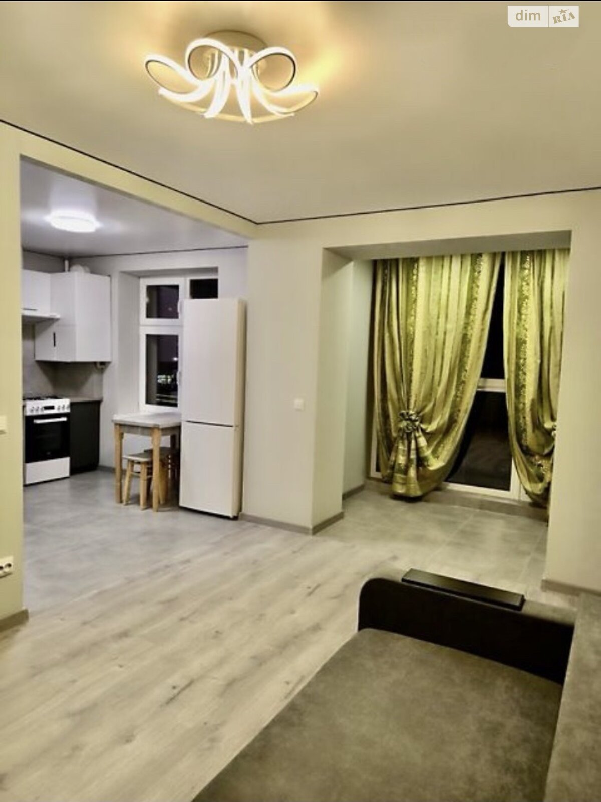 однокомнатная квартира в Хмельницком, район Озёрный, на ул. Сечевых Стрельцов 4А в аренду на долгий срок помесячно фото 1