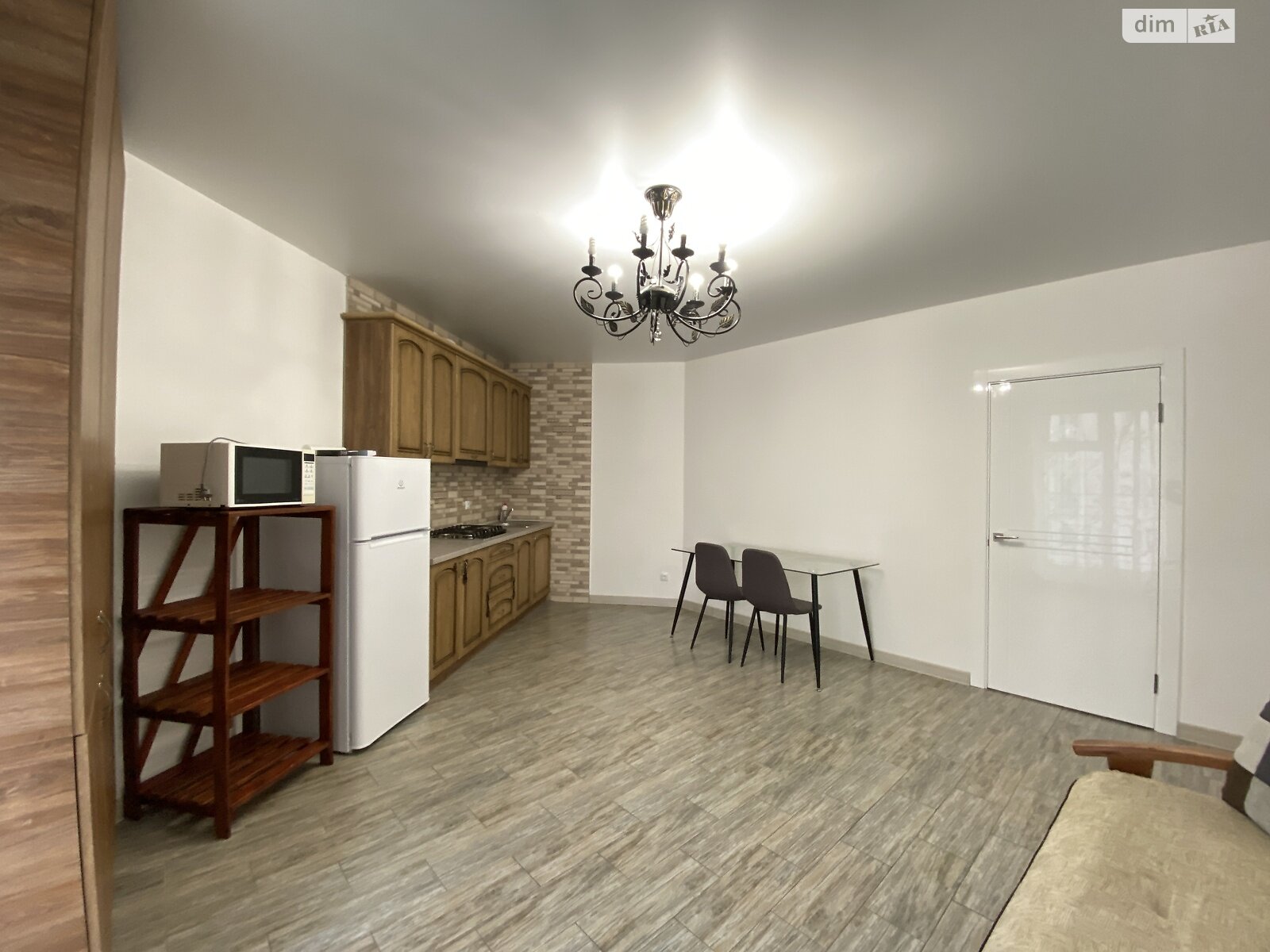 однокомнатная квартира в Хмельницком, район Озёрный, на ул. Сечевых Стрельцов 2/4 в аренду на долгий срок помесячно фото 1 однокомнатная квартира в Хмельницком, район Озёрный, на ул. Сечевых Стрельцов 2/4 в аренду на долгий срок помесячно фото 1