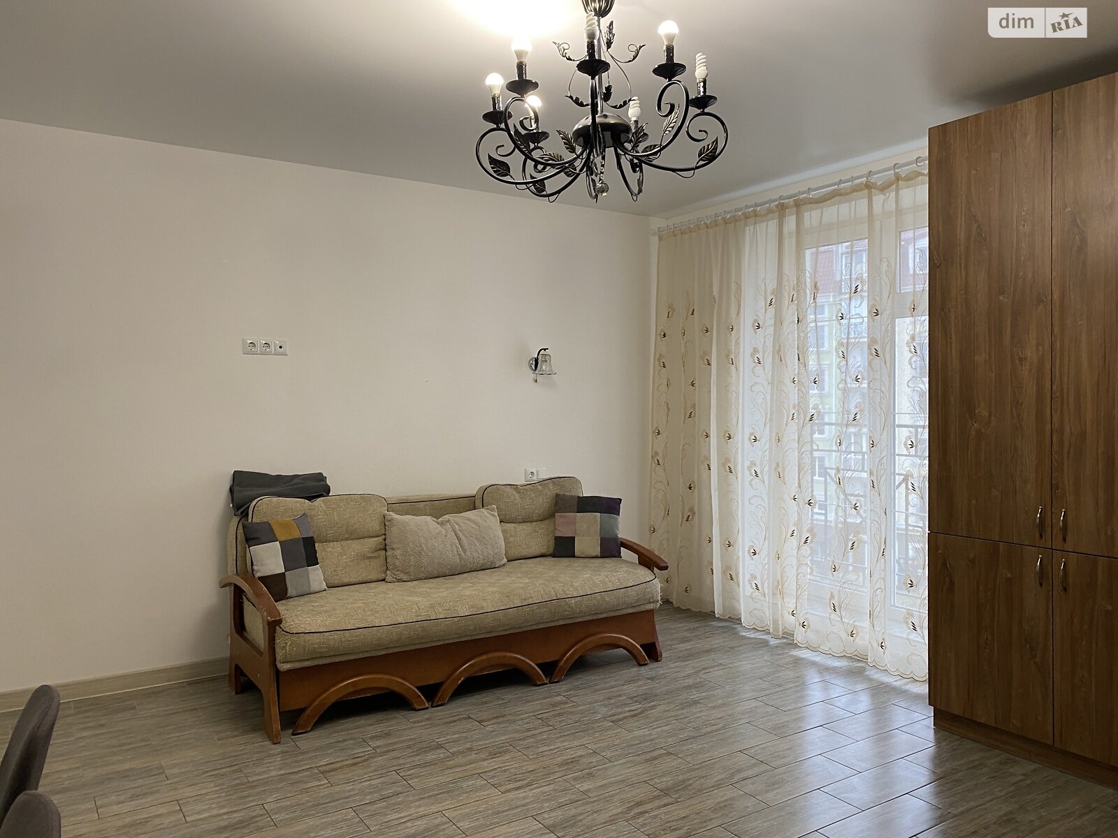 однокомнатная квартира в Хмельницком, район Озёрный, на ул. Сечевых Стрельцов 2/4 в аренду на долгий срок помесячно фото 1 однокомнатная квартира в Хмельницком, район Озёрный, на ул. Сечевых Стрельцов 2/4 в аренду на долгий срок помесячно фото 1