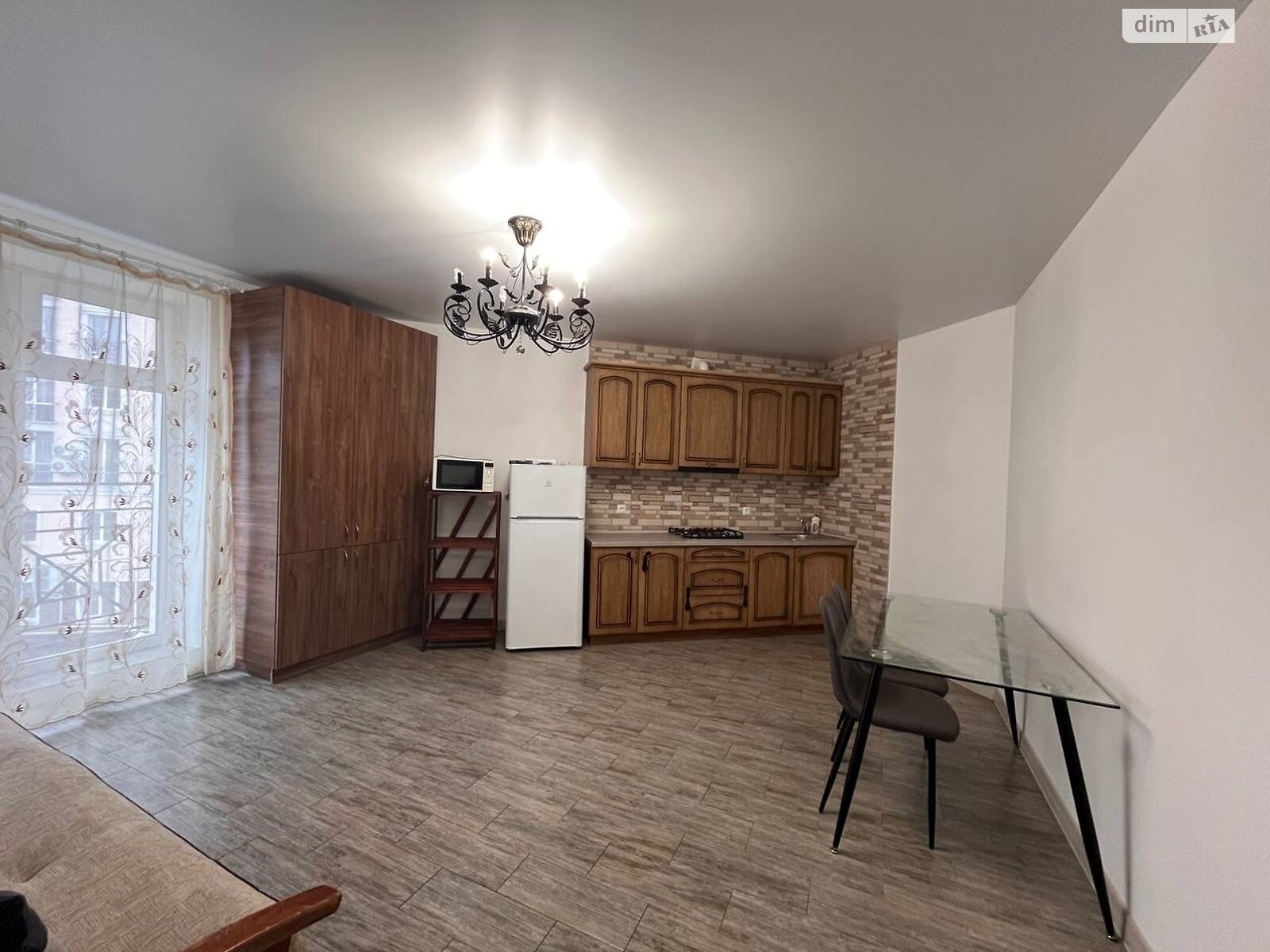 однокомнатная квартира в Хмельницком, район Озёрный, на ул. Сечевых Стрельцов в аренду на долгий срок помесячно фото 1