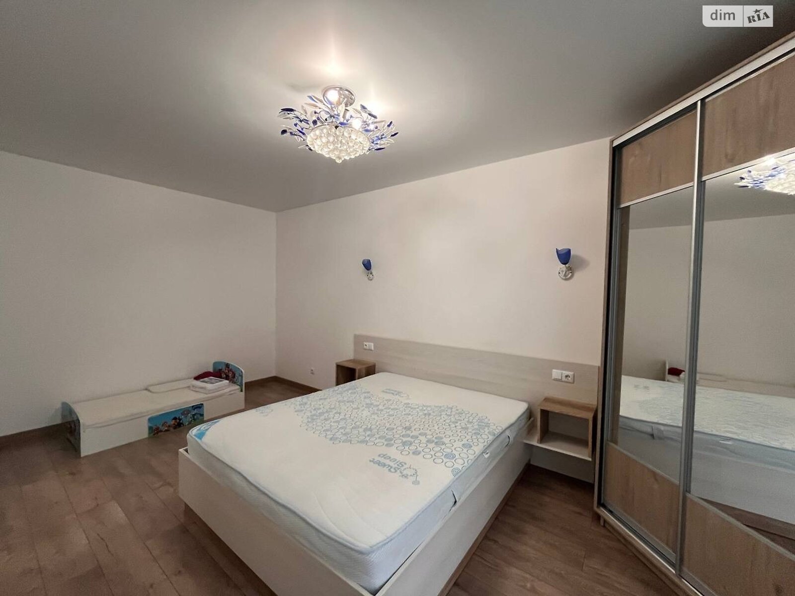 однокомнатная квартира в Хмельницком, район Озёрный, на ул. Сечевых Стрельцов в аренду на долгий срок помесячно фото 1