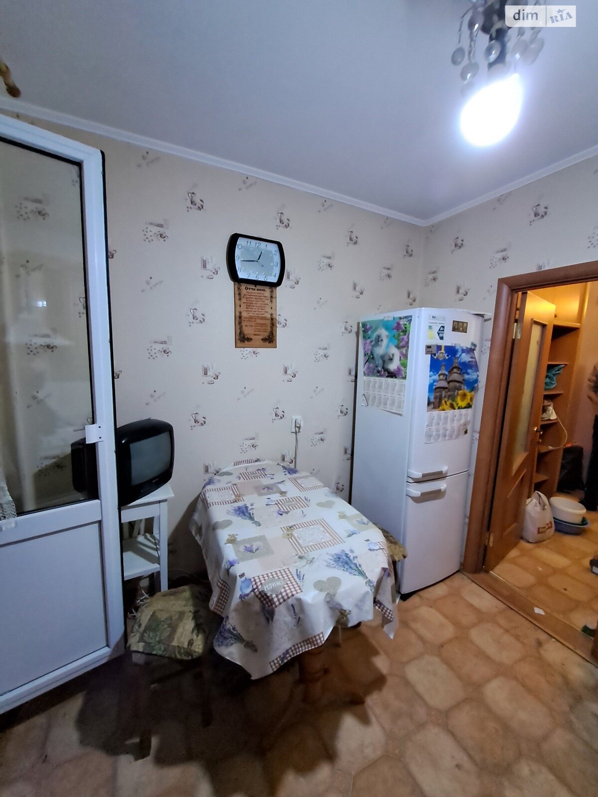 однокомнатная квартира с мебелью в Хмельницком, район Озёрный, на ул. Зализняка Максима 14 в аренду на долгий срок помесячно фото 1 однокомнатная квартира с мебелью в Хмельницком, район Озёрный, на ул. Зализняка Максима 14 в аренду на долгий срок помесячно фото 1