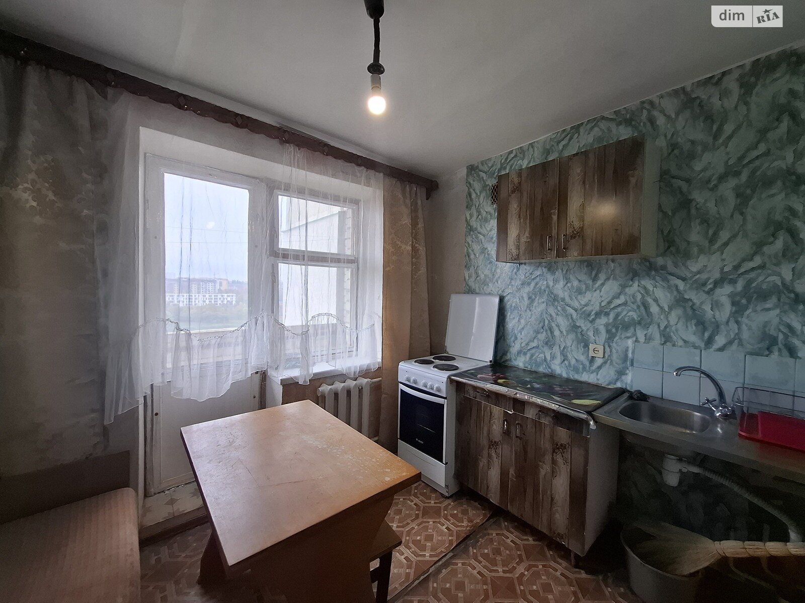 однокімнатна квартира в Хмельницькому, район Озерна, на вул. Залізняка Максима 10 в довготривалу оренду помісячно фото 1 однокімнатна квартира в Хмельницькому, район Озерна, на вул. Залізняка Максима 10 в довготривалу оренду помісячно фото 1