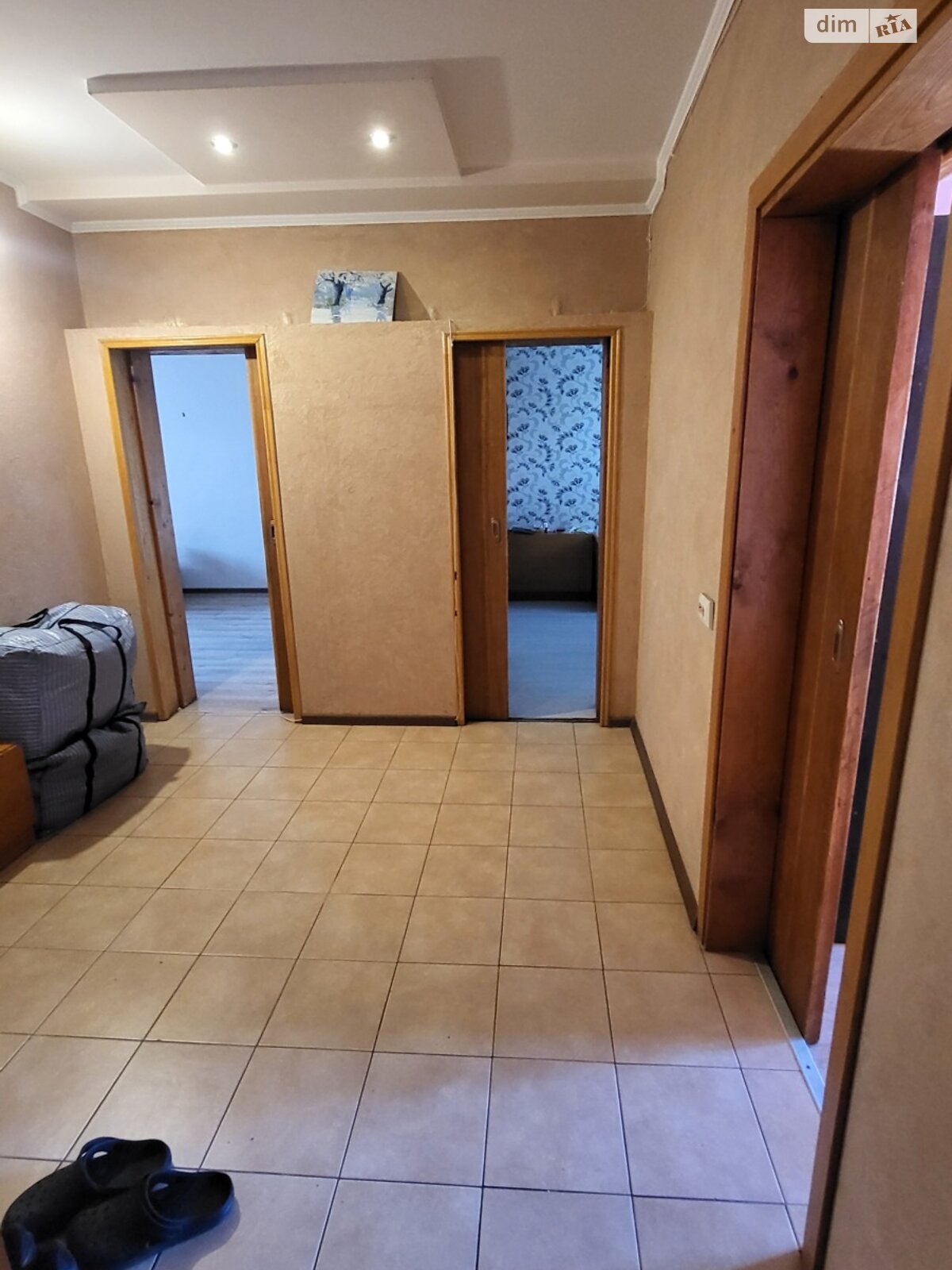 трехкомнатная квартира в Хмельницком, район Озёрный, на ул. Зализняка Максима 20/1, кв. 58 в аренду на долгий срок помесячно фото 1 трехкомнатная квартира в Хмельницком, район Озёрный, на ул. Зализняка Максима 20/1, кв. 58 в аренду на долгий срок помесячно фото 1