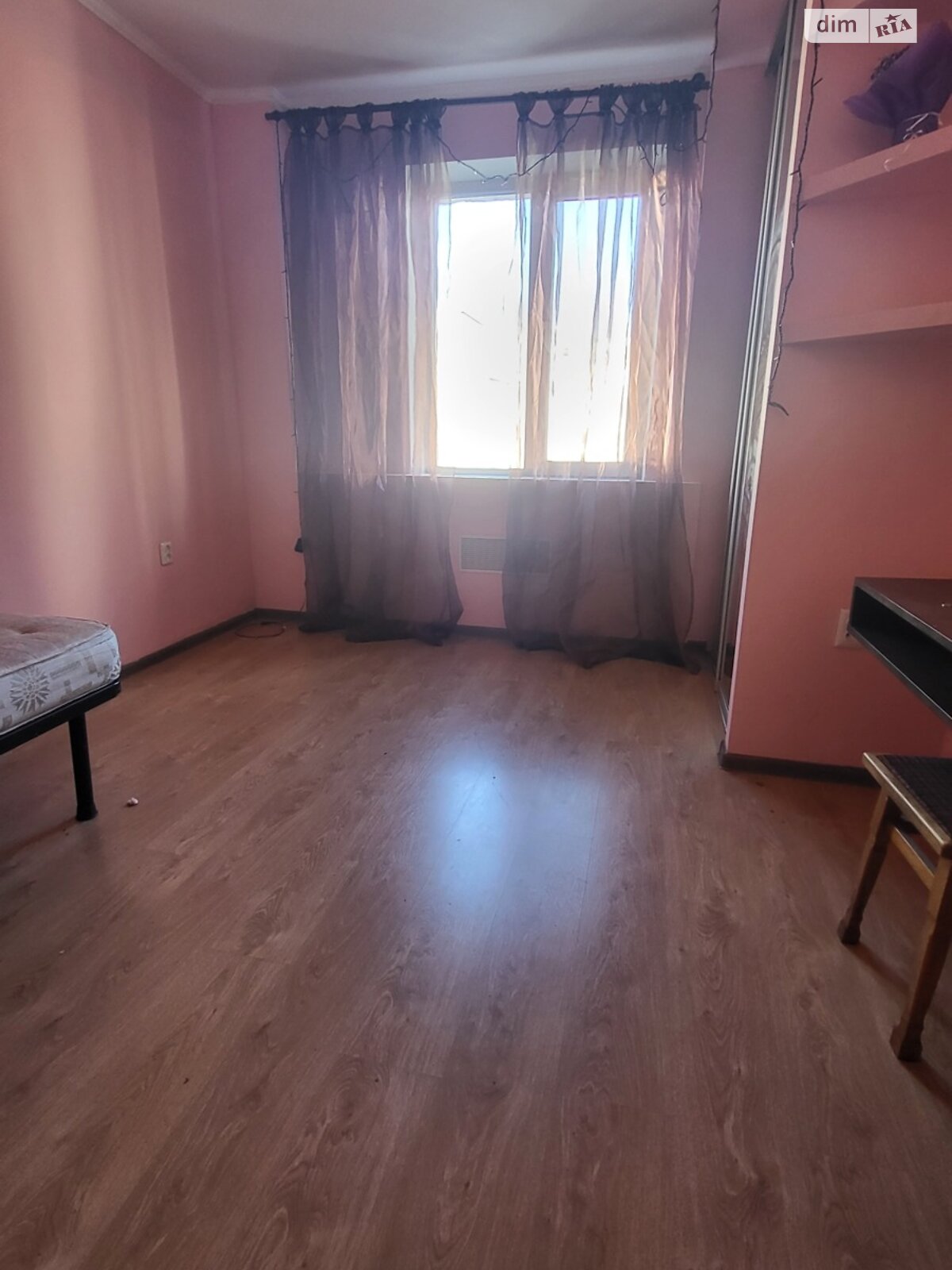 трехкомнатная квартира в Хмельницком, район Озёрный, на ул. Зализняка Максима 20/1, кв. 58 в аренду на долгий срок помесячно фото 1 трехкомнатная квартира в Хмельницком, район Озёрный, на ул. Зализняка Максима 20/1, кв. 58 в аренду на долгий срок помесячно фото 1