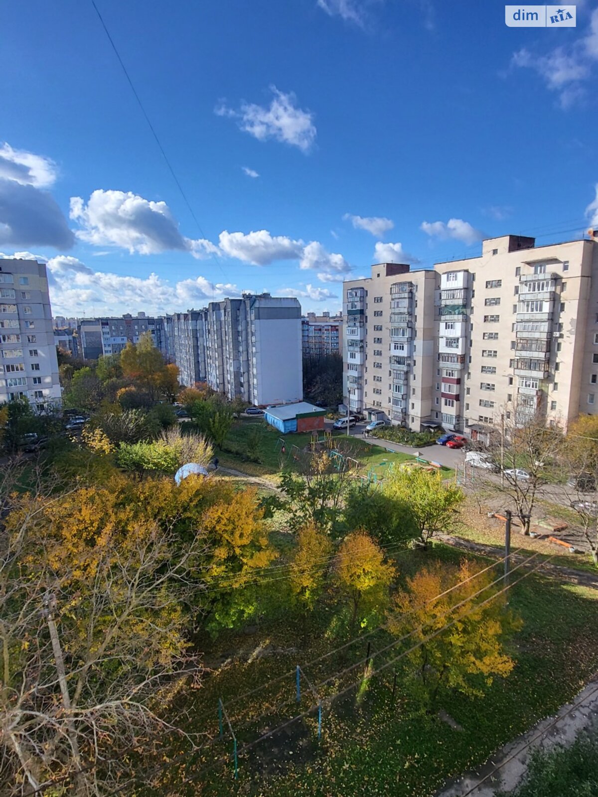 трехкомнатная квартира в Хмельницком, район Озёрный, на ул. Зализняка Максима 20/1, кв. 58 в аренду на долгий срок помесячно фото 1 трехкомнатная квартира в Хмельницком, район Озёрный, на ул. Зализняка Максима 20/1, кв. 58 в аренду на долгий срок помесячно фото 1