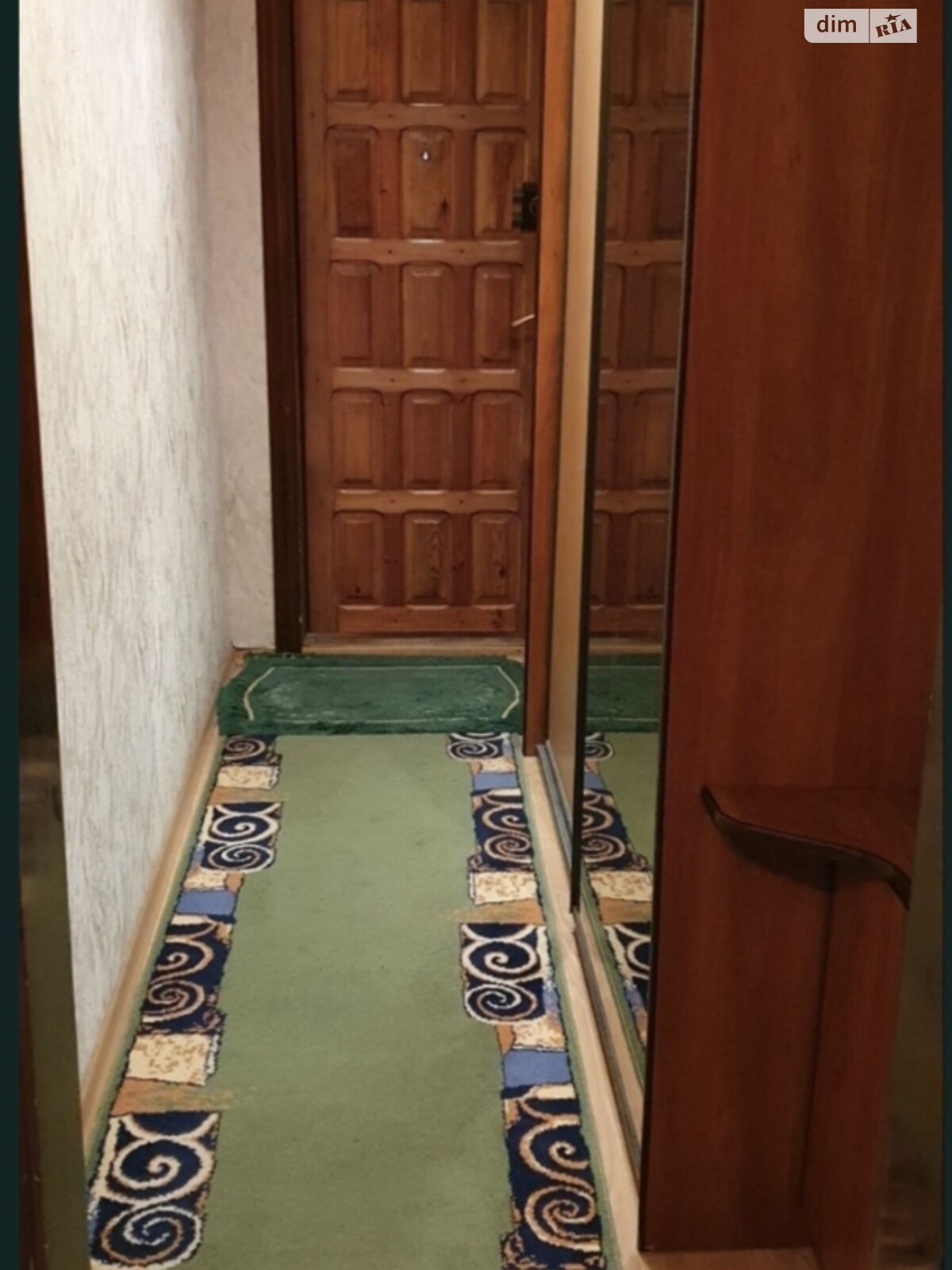 четырехкомнатная квартира в Хмельницком, район Озёрный, на ул. Зализняка Максима 14 в аренду на долгий срок помесячно фото 1