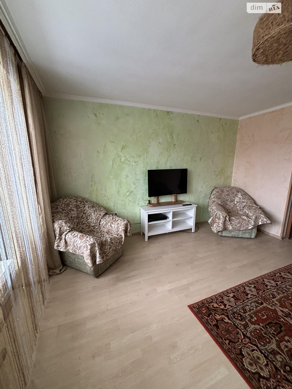 трехкомнатная квартира в Хмельницком, на ул. Пилотская 39 в аренду на долгий срок помесячно фото 1 трехкомнатная квартира в Хмельницком, на ул. Пилотская 39 в аренду на долгий срок помесячно фото 1
