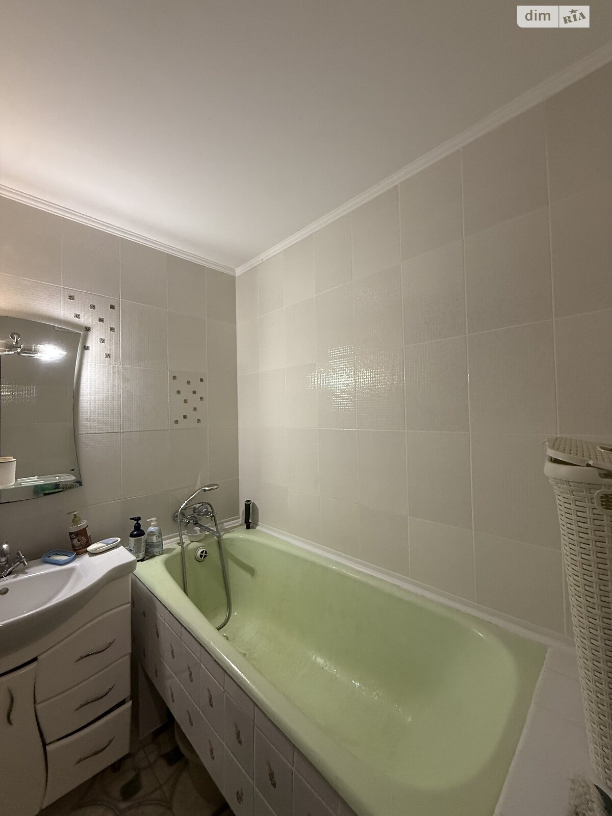 двокімнатна квартира в Хмельницькому, район План, на вул. Пілотська 7 в довготривалу оренду помісячно фото 1 двокімнатна квартира в Хмельницькому, район План, на вул. Пілотська 7 в довготривалу оренду помісячно фото 1