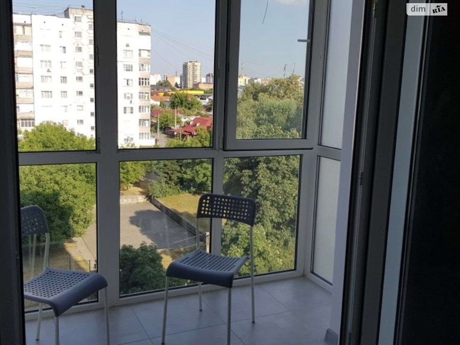 однокомнатная квартира в Хмельницком, район Подол, на ул. Прибугская 2 в аренду на долгий срок помесячно фото 1 однокомнатная квартира в Хмельницком, район Подол, на ул. Прибугская 2 в аренду на долгий срок помесячно фото 1