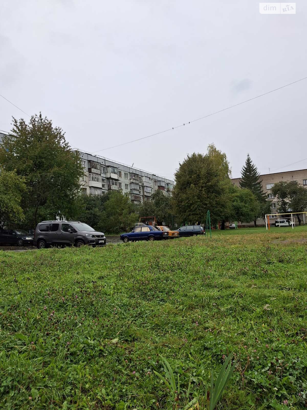 однокімнатна квартира в Хмельницькому, район Ракове, на вул. Довженка в довготривалу оренду помісячно фото 1 однокімнатна квартира в Хмельницькому, район Ракове, на вул. Довженка в довготривалу оренду помісячно фото 1