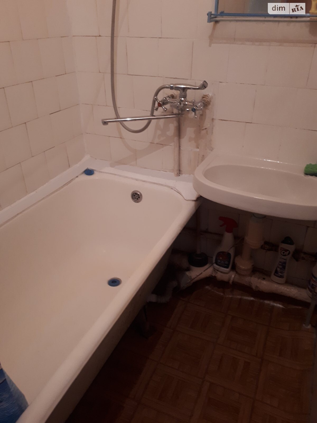 трикімнатна квартира з меблями в Хмельницькому, район Ракове, на вул. Героїв АТО в довготривалу оренду помісячно фото 1