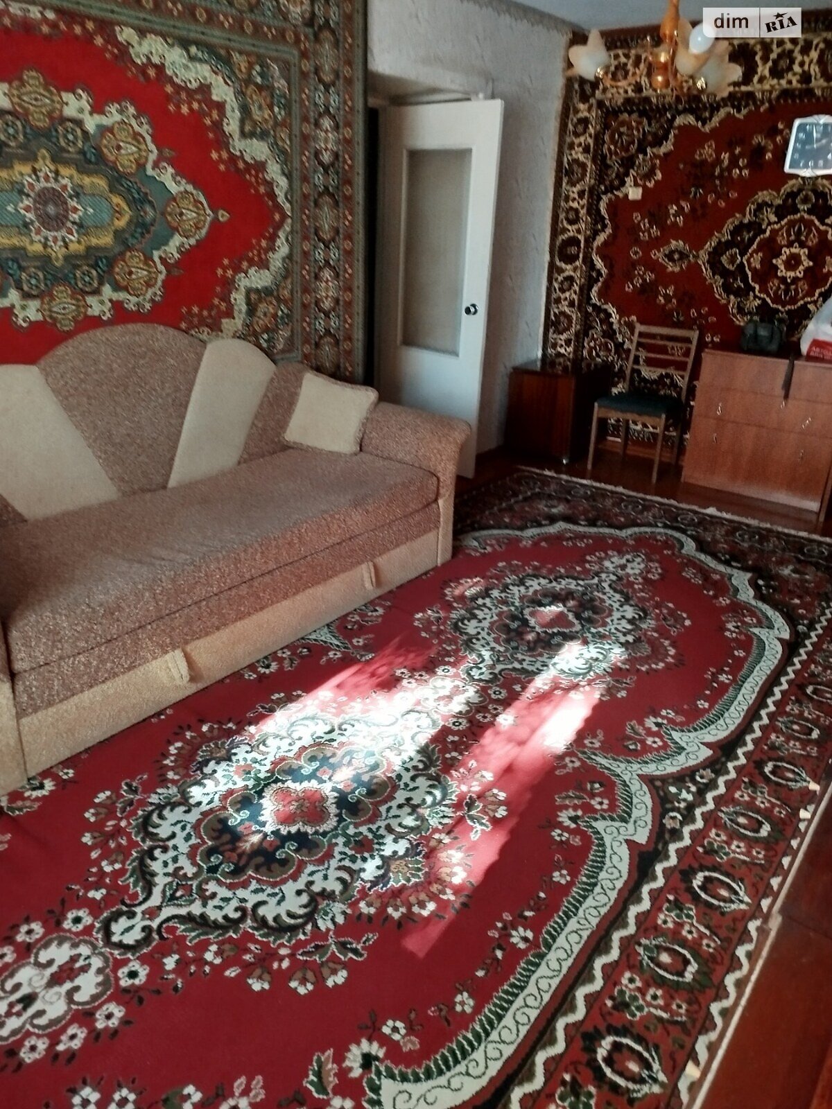 трехкомнатная квартира в Хмельницком, район Раково, на ул. Майборского в аренду на долгий срок помесячно фото 1 трехкомнатная квартира в Хмельницком, район Раково, на ул. Майборского в аренду на долгий срок помесячно фото 1