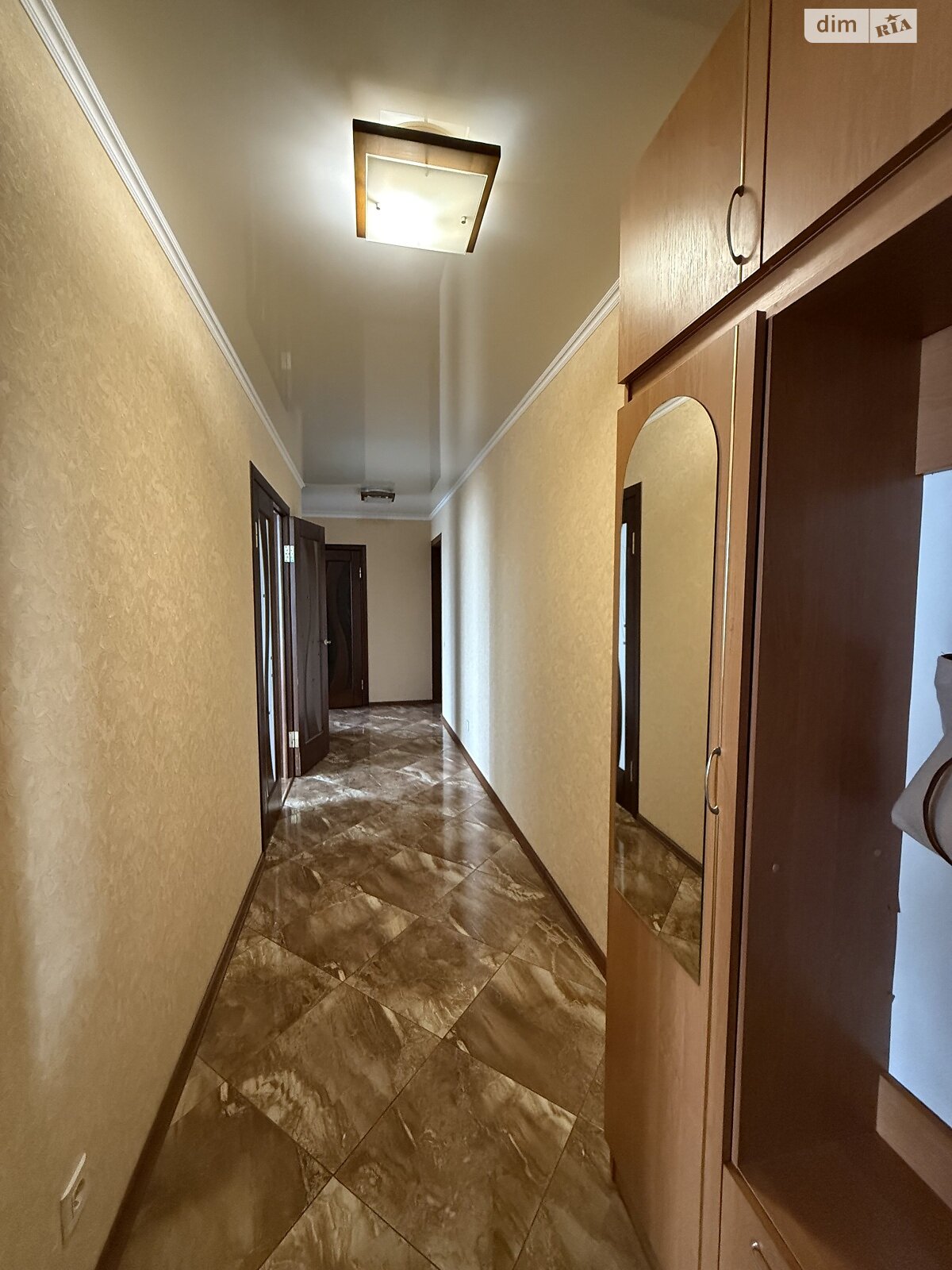 трикімнатна квартира в Хмельницькому, район Ракове, на вул. Пілотська 76 в довготривалу оренду помісячно фото 1 трикімнатна квартира в Хмельницькому, район Ракове, на вул. Пілотська 76 в довготривалу оренду помісячно фото 1