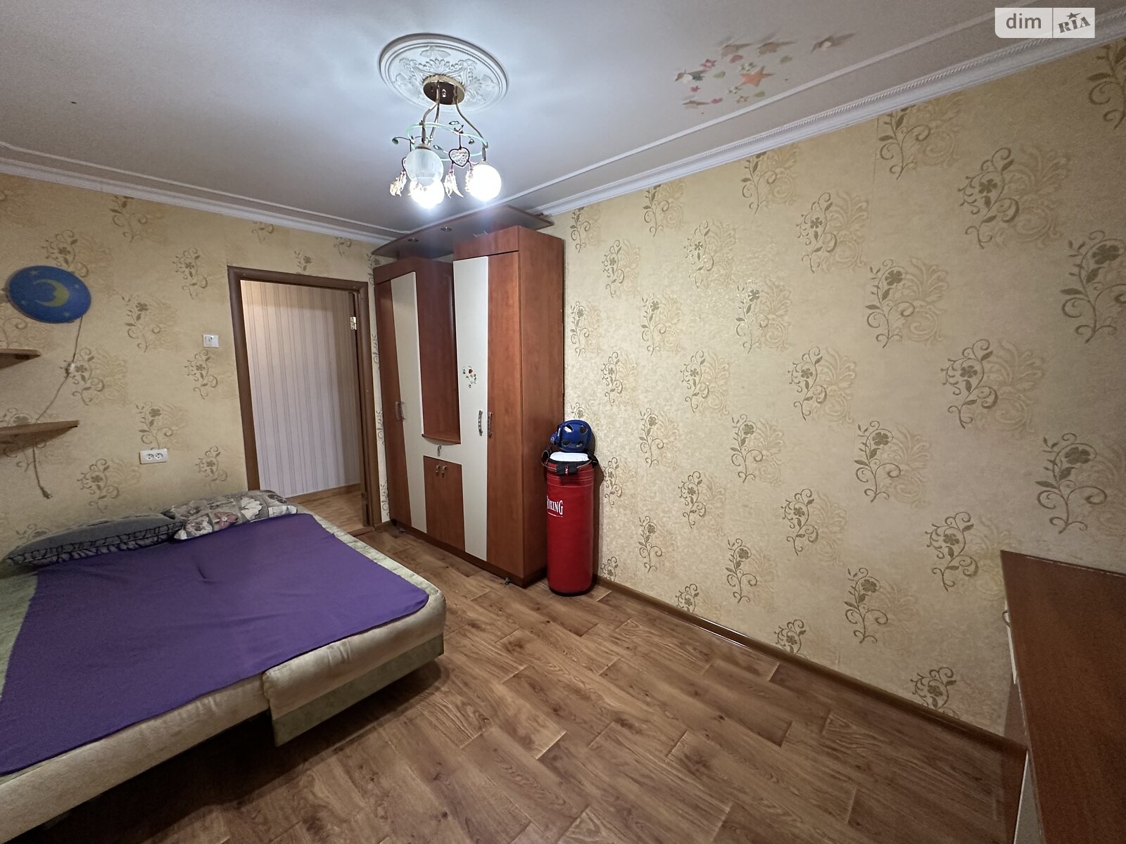 трехкомнатная квартира в Хмельницком, на ул. Степана Бандеры 6 в аренду на долгий срок помесячно фото 1