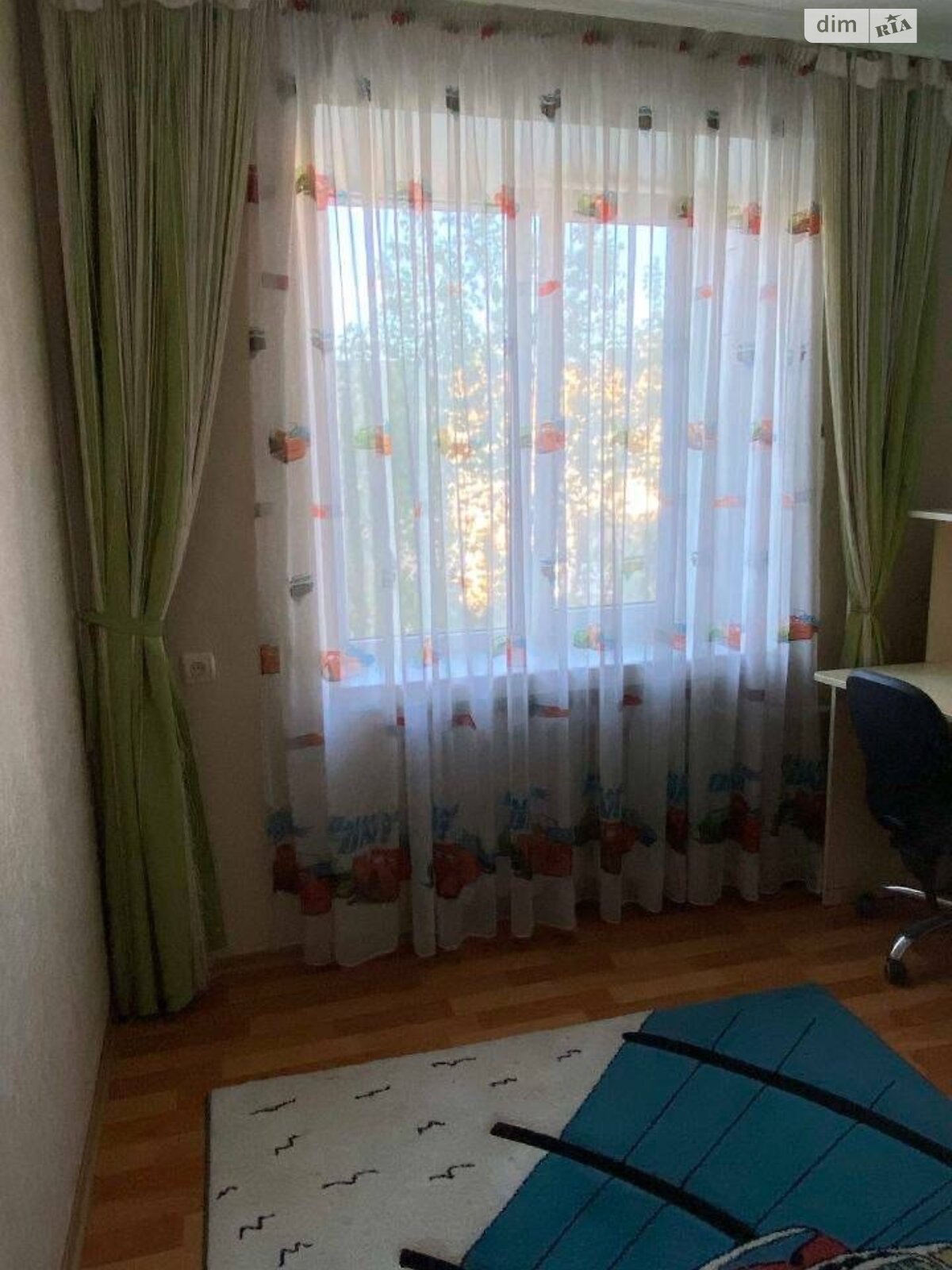 трехкомнатная квартира в Хмельницком, район Тарабановка, на ул. Пилотская в аренду на долгий срок помесячно фото 1 трехкомнатная квартира в Хмельницком, район Тарабановка, на ул. Пилотская в аренду на долгий срок помесячно фото 1
