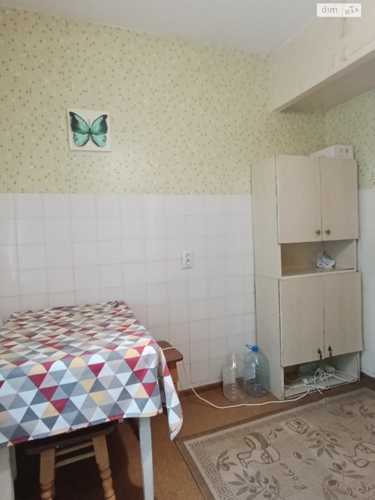 трехкомнатная квартира в Хмельницком, район Центр, на ул. Каменецкая в аренду на долгий срок помесячно фото 1