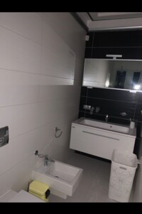 двухкомнатная квартира в Хмельницком, район Центр, на ул. Пилипчука Владимира 61 в аренду на долгий срок помесячно фото 2