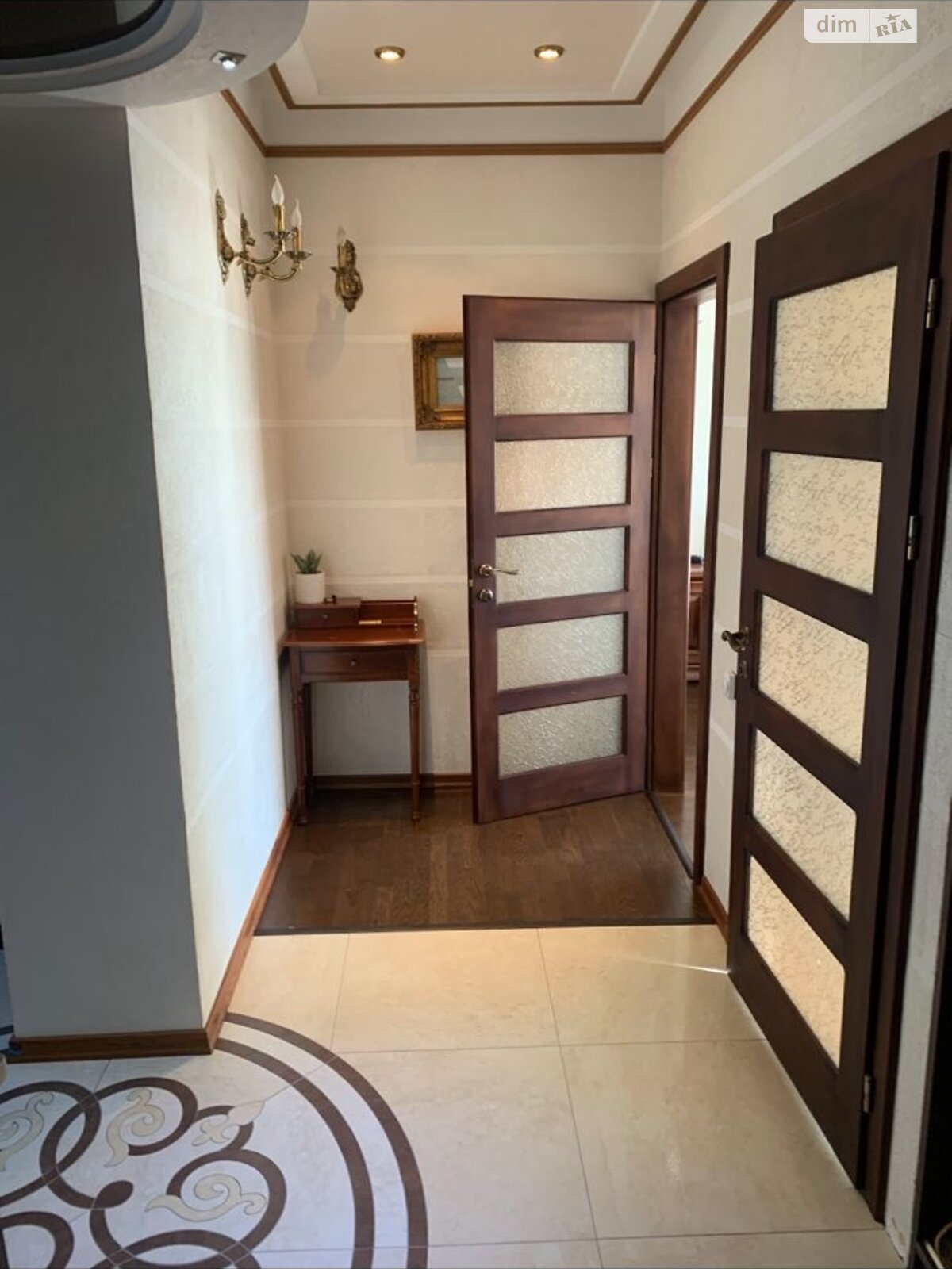 двухкомнатная квартира в Хмельницком, район Центр, на ул. Пилипчука Владимира 61 в аренду на долгий срок помесячно фото 1