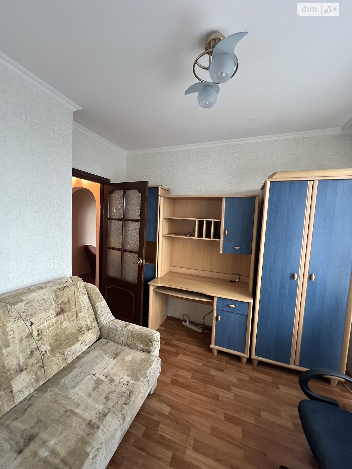 трикімнатна квартира в Хмельницькому, район Центр, на вул. Прибузька 34 в довготривалу оренду помісячно фото 1 трикімнатна квартира в Хмельницькому, район Центр, на вул. Прибузька 34 в довготривалу оренду помісячно фото 1