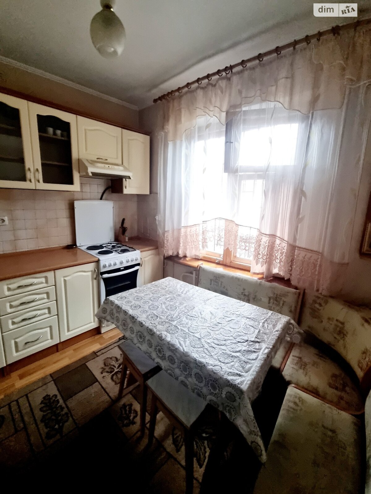 однокімнатна квартира в Хмельницькому, район Центр, на вул. Прибузька в довготривалу оренду помісячно фото 1 однокімнатна квартира в Хмельницькому, район Центр, на вул. Прибузька в довготривалу оренду помісячно фото 1