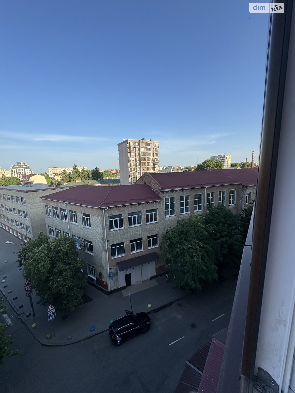 трехкомнатная квартира в Хмельницком, район Центр, на ул. Проскуровская 45 в аренду на долгий срок помесячно фото 1 трехкомнатная квартира в Хмельницком, район Центр, на ул. Проскуровская 45 в аренду на долгий срок помесячно фото 1
