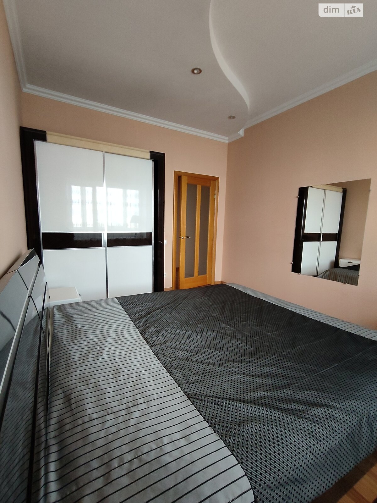 двухкомнатная квартира в Хмельницком, район Центр, на ул. Проскуровская 45 в аренду на долгий срок помесячно фото 1