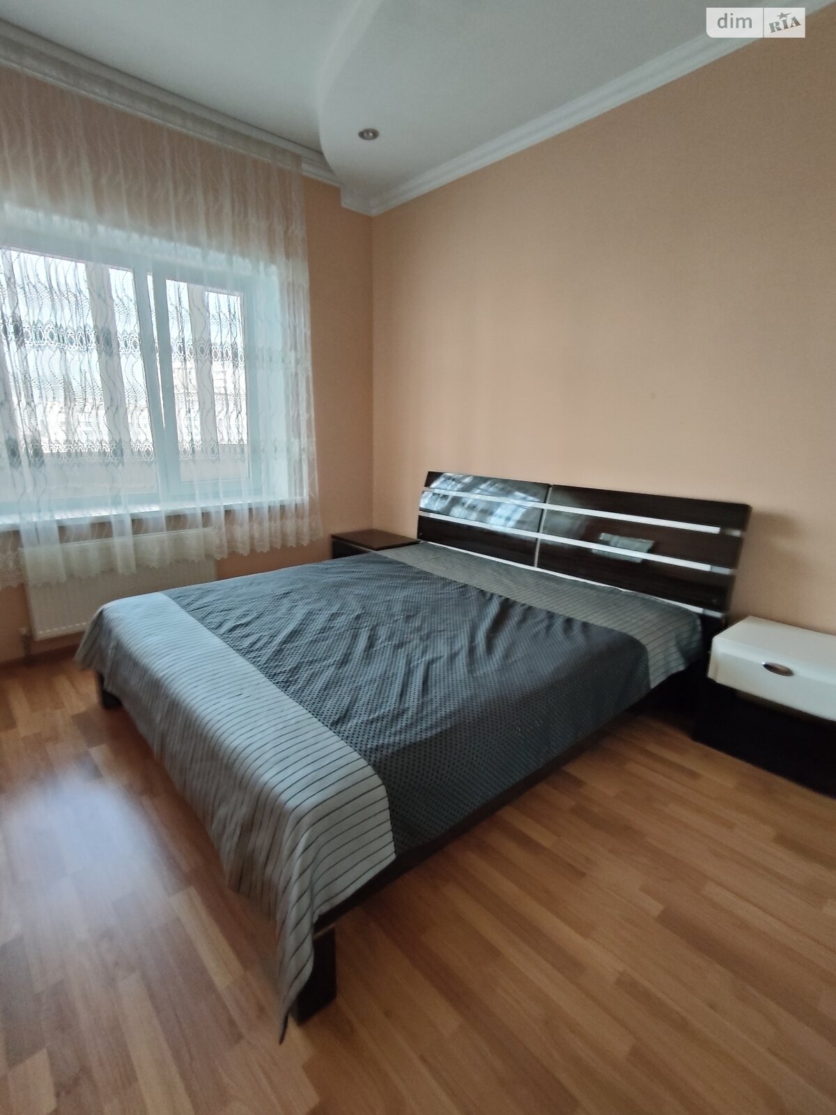 двухкомнатная квартира в Хмельницком, район Центр, на ул. Проскуровская 45 в аренду на долгий срок помесячно фото 1