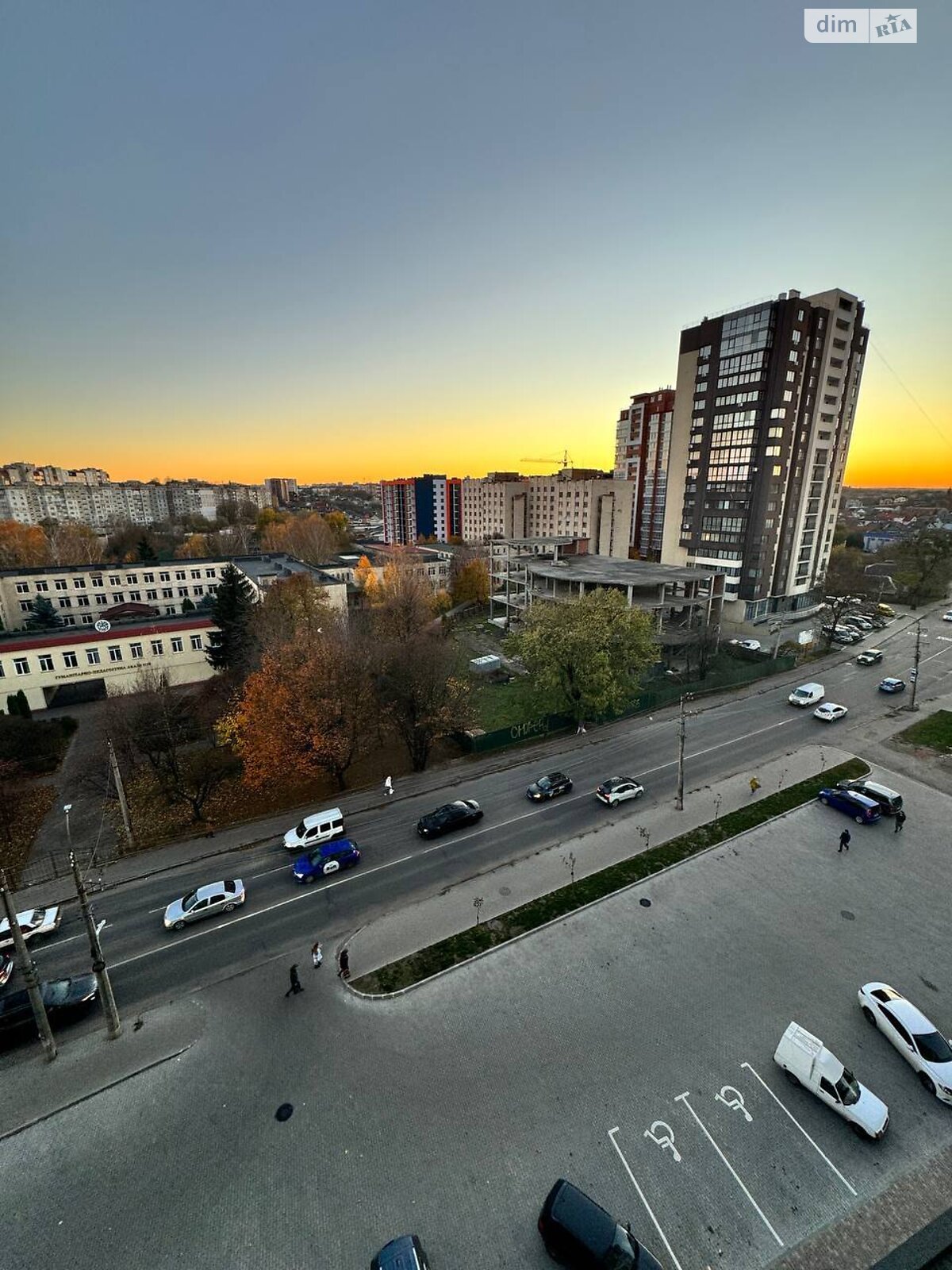 однокімнатна квартира в Хмельницькому, район Центр, на вул. Проскурівського Підпілля 110 в довготривалу оренду помісячно фото 1