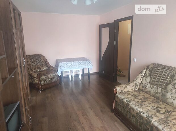 двокімнатна квартира з меблями в Хмельницькому, район Центр, на вул. Шевченка 3 в довготривалу оренду помісячно фото 1 двокімнатна квартира з меблями в Хмельницькому, район Центр, на вул. Шевченка 3 в довготривалу оренду помісячно фото 1