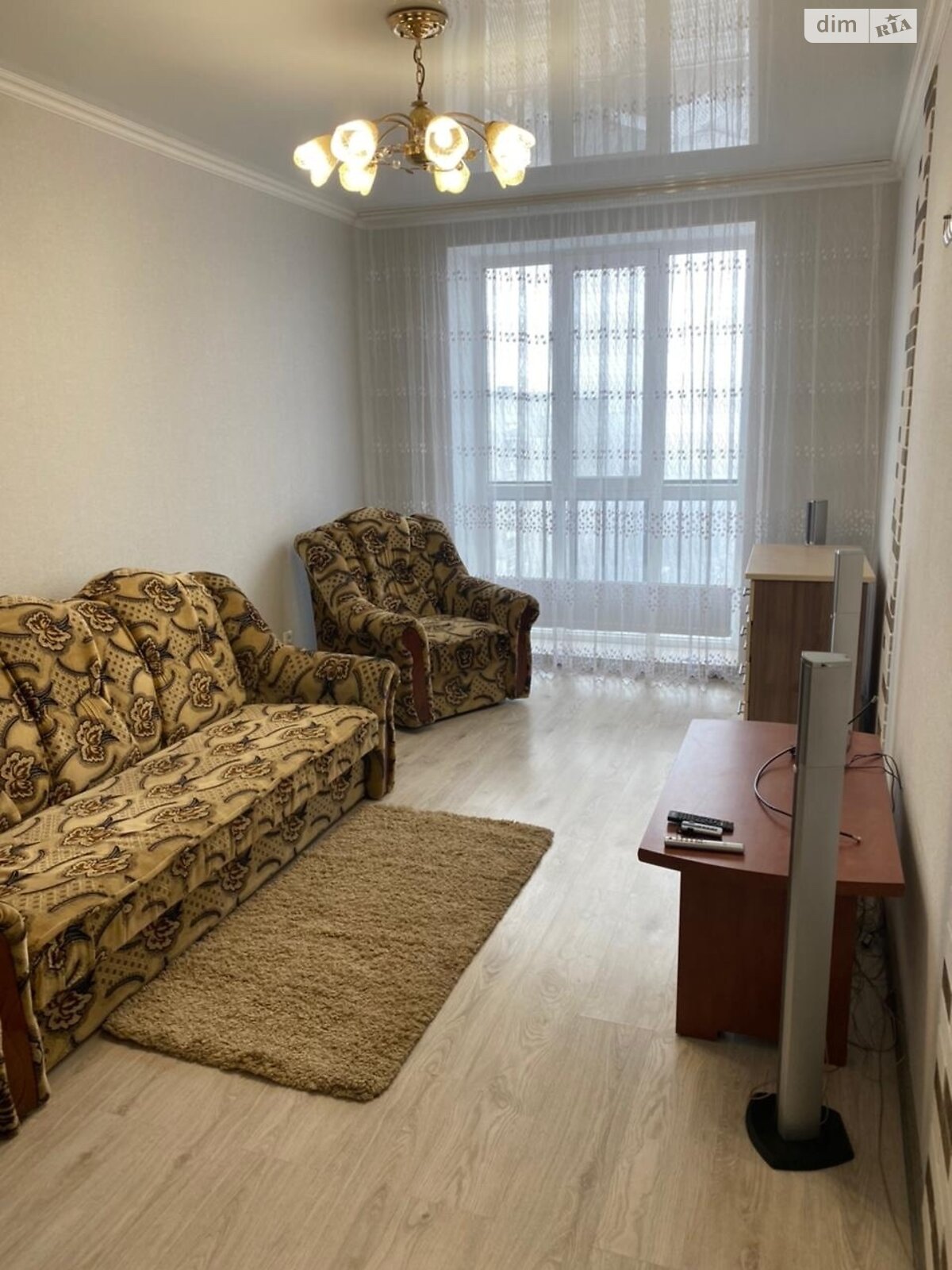 трехкомнатная квартира в Хмельницком, район Центр, на ул. Шевченко 46 в аренду на долгий срок помесячно фото 1