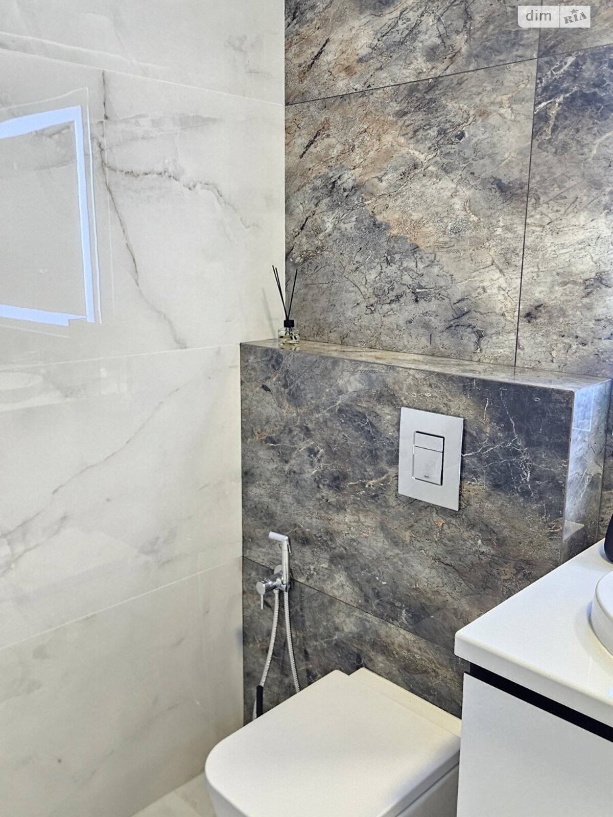 двухкомнатная квартира в Хмельницком, район Центр, на ул. Шевченко 39 в аренду на долгий срок помесячно фото 1 двухкомнатная квартира в Хмельницком, район Центр, на ул. Шевченко 39 в аренду на долгий срок помесячно фото 1