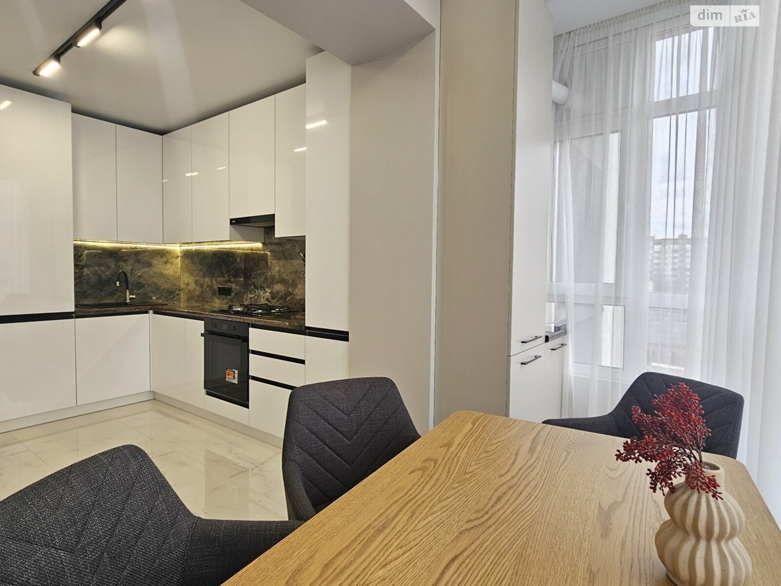 двухкомнатная квартира в Хмельницком, район Центр, на ул. Шевченко 39 в аренду на долгий срок помесячно фото 1 двухкомнатная квартира в Хмельницком, район Центр, на ул. Шевченко 39 в аренду на долгий срок помесячно фото 1